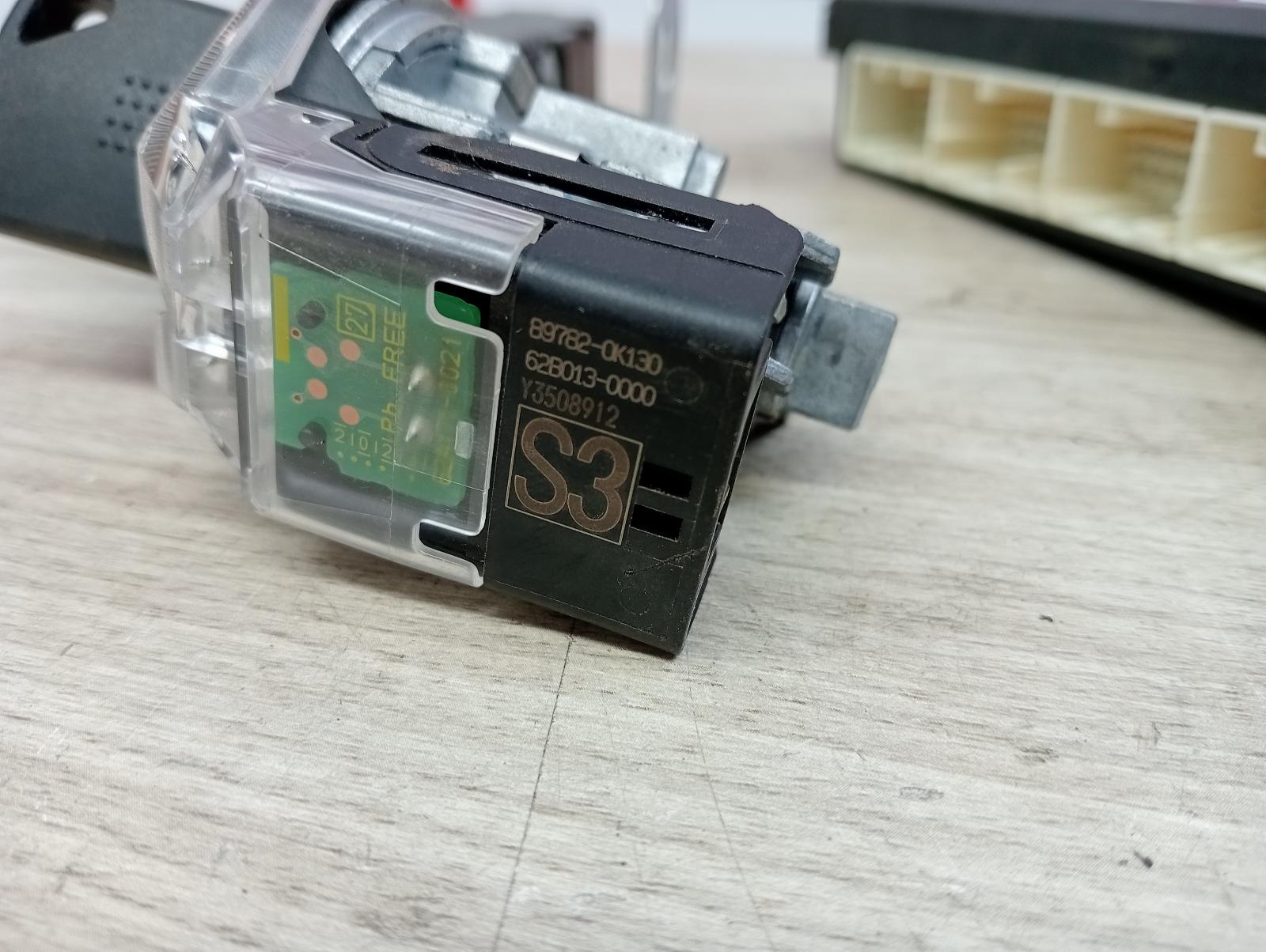 8982831