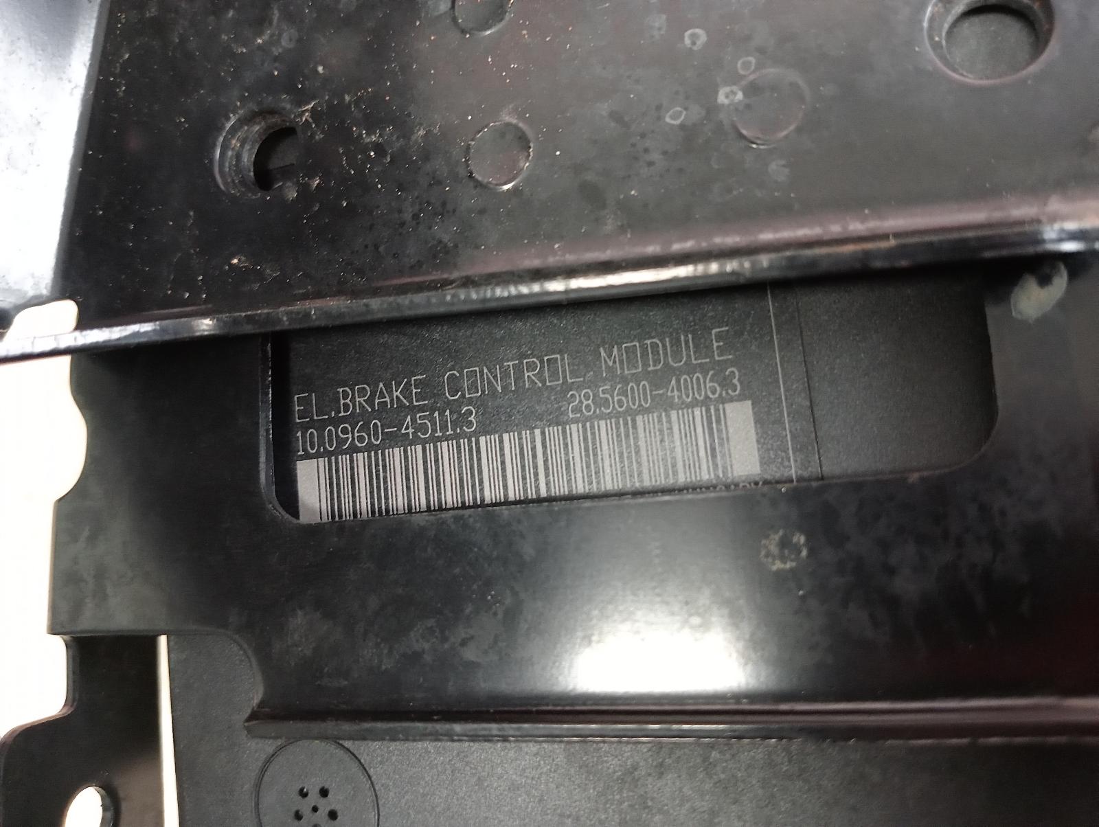 8973377