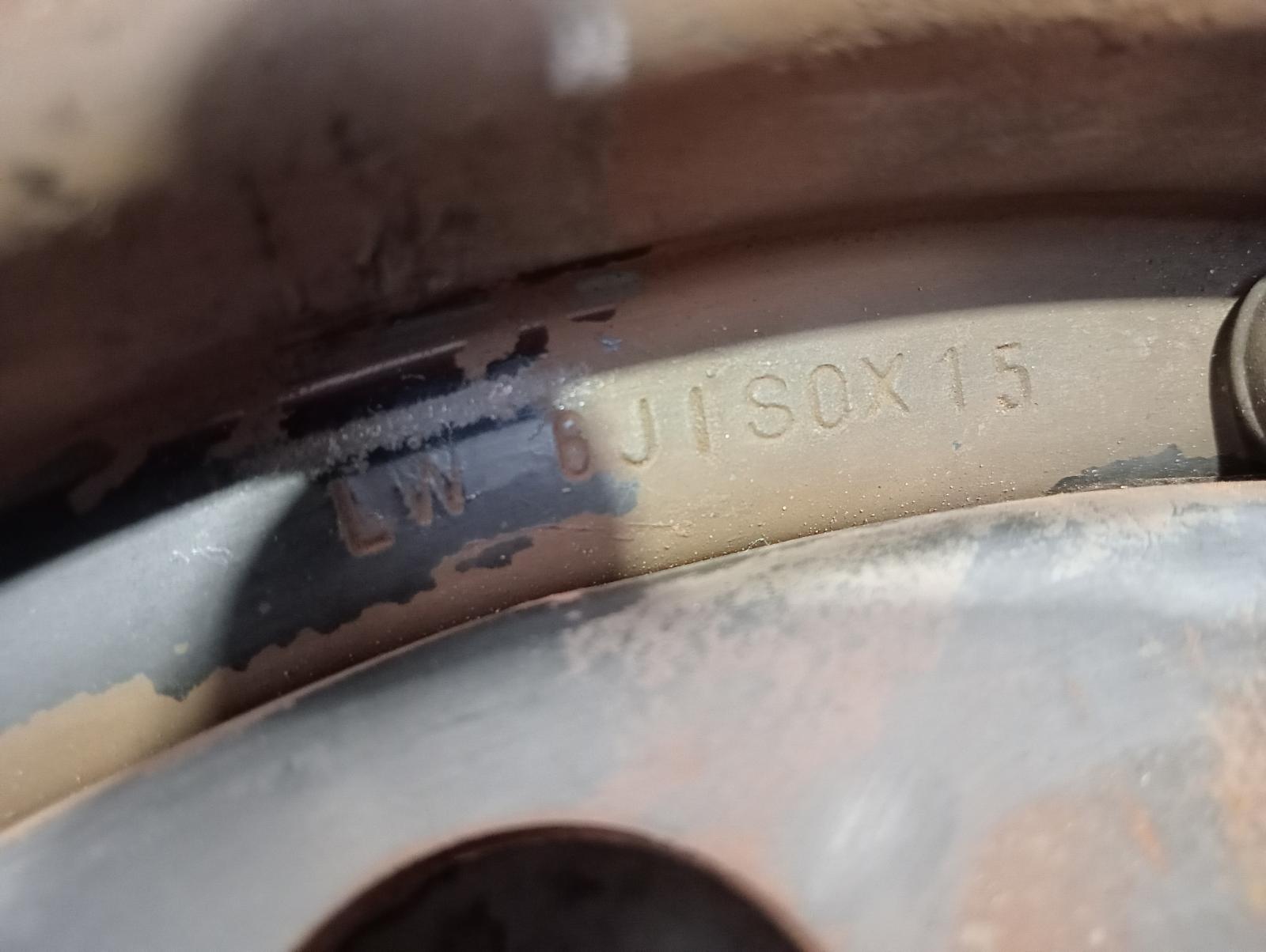 8948519