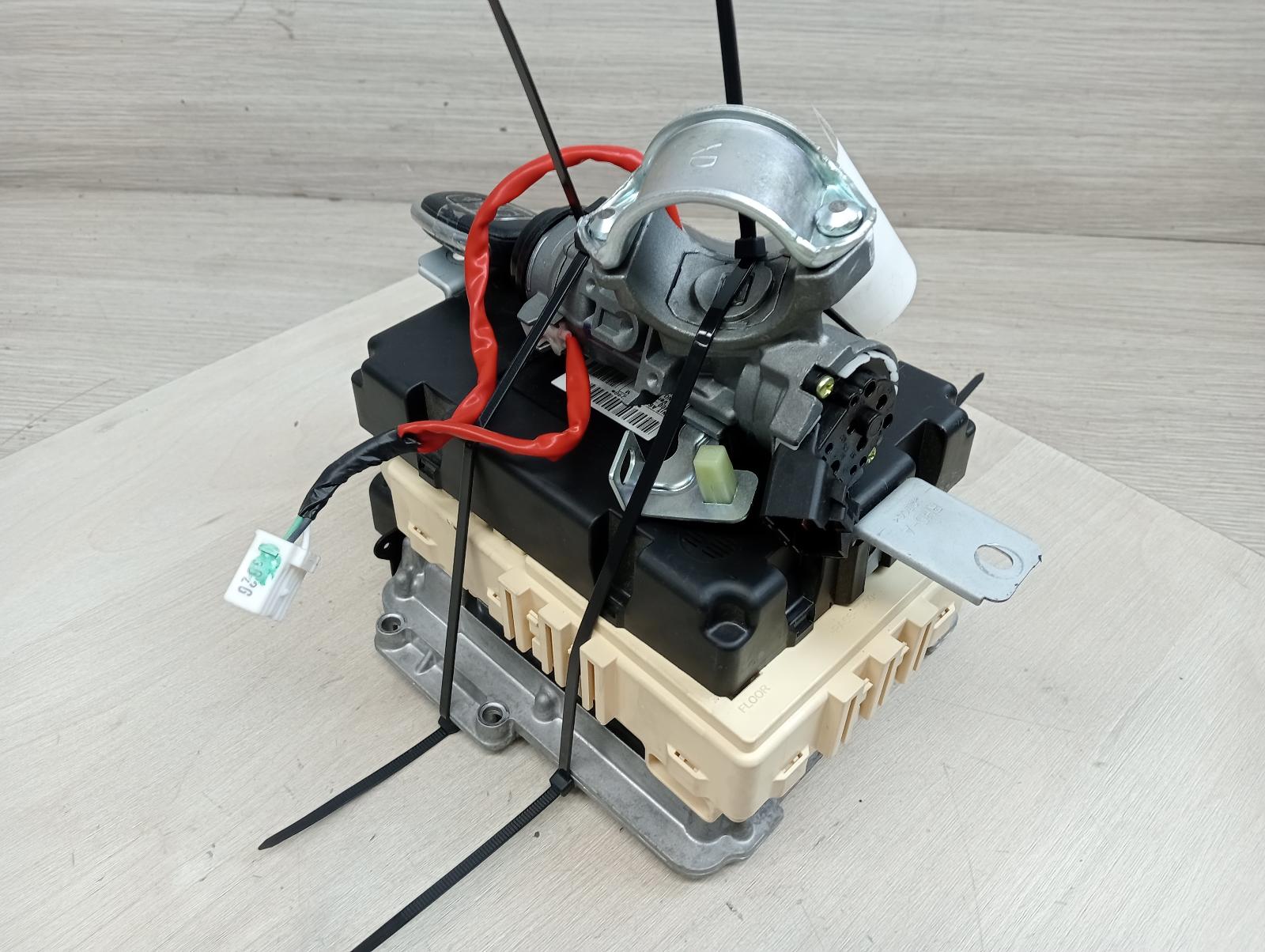 8960140