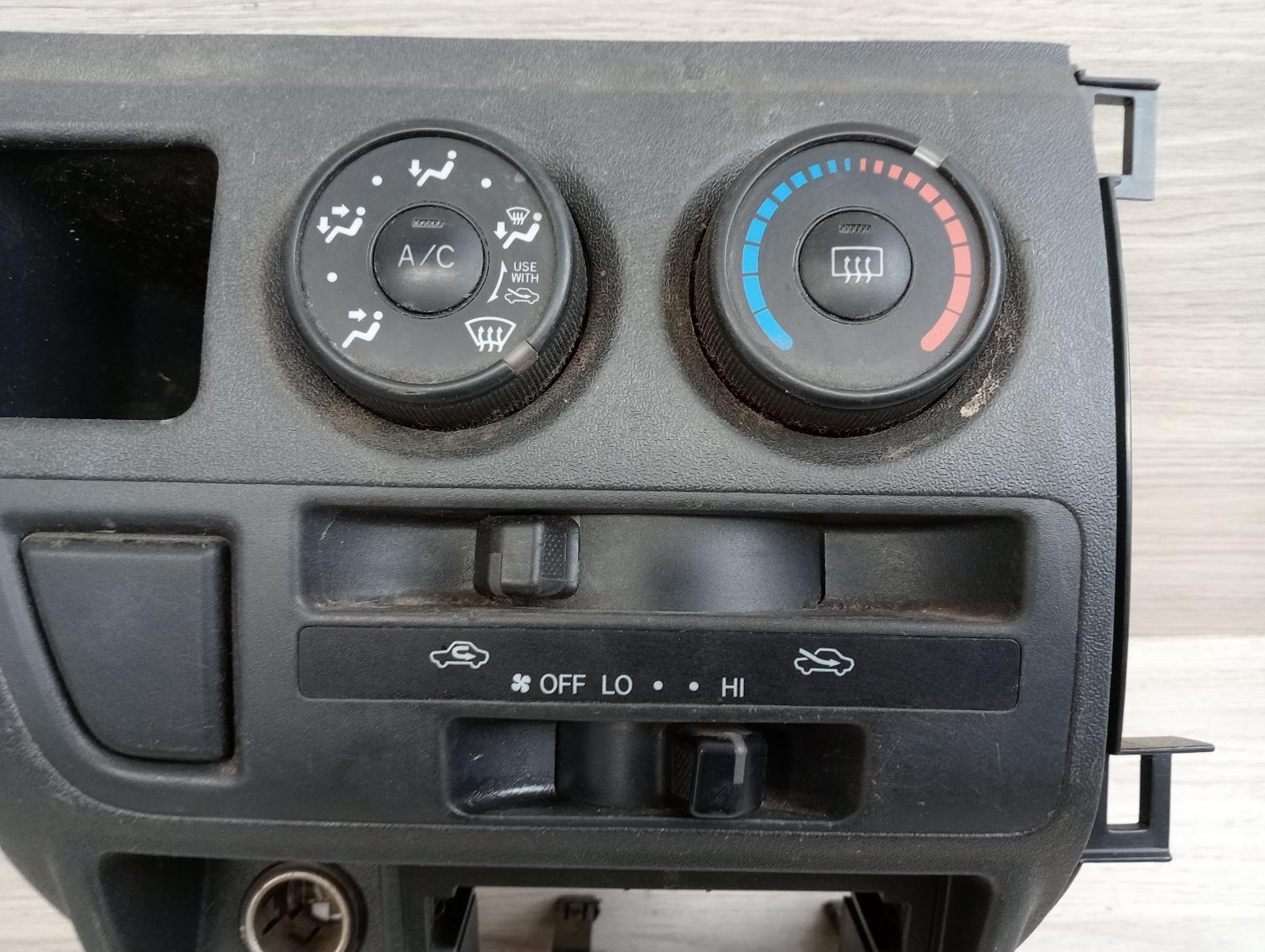 8951528