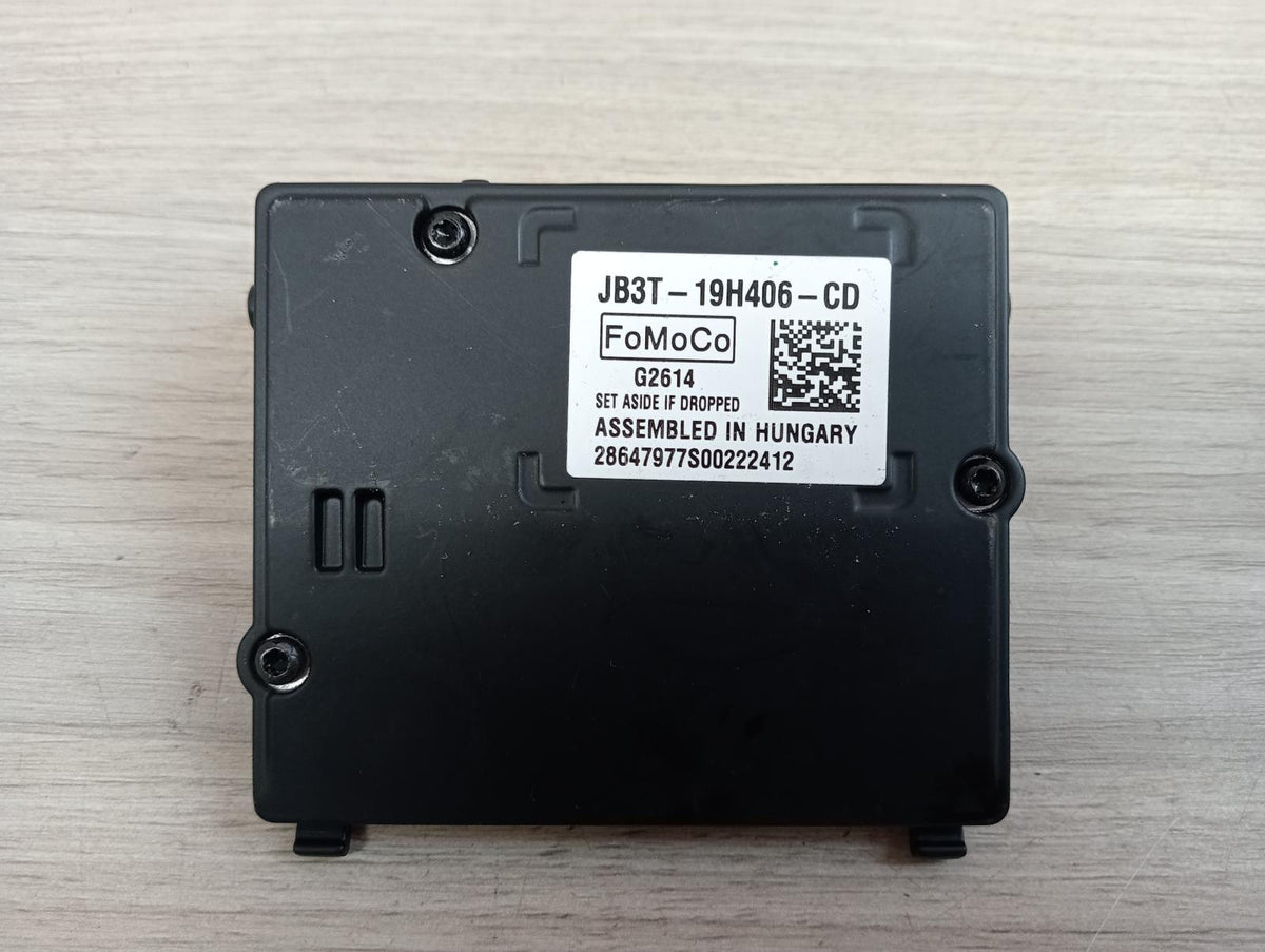 9024867