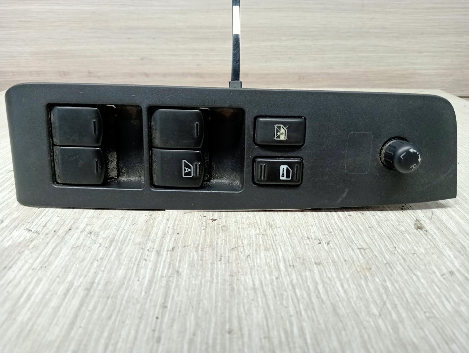 8710100