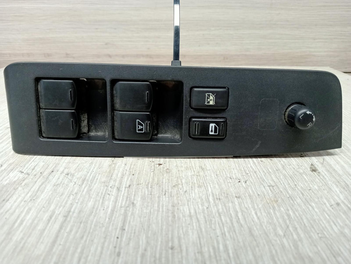 9003184