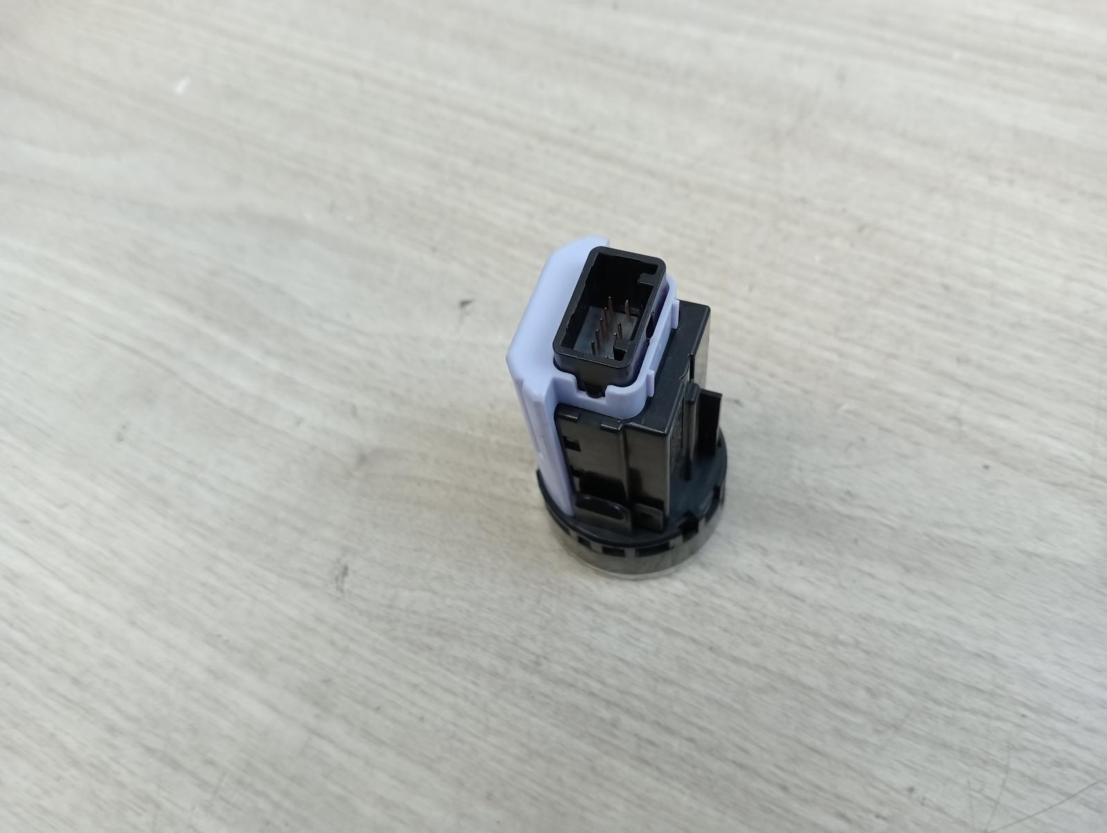 8710912