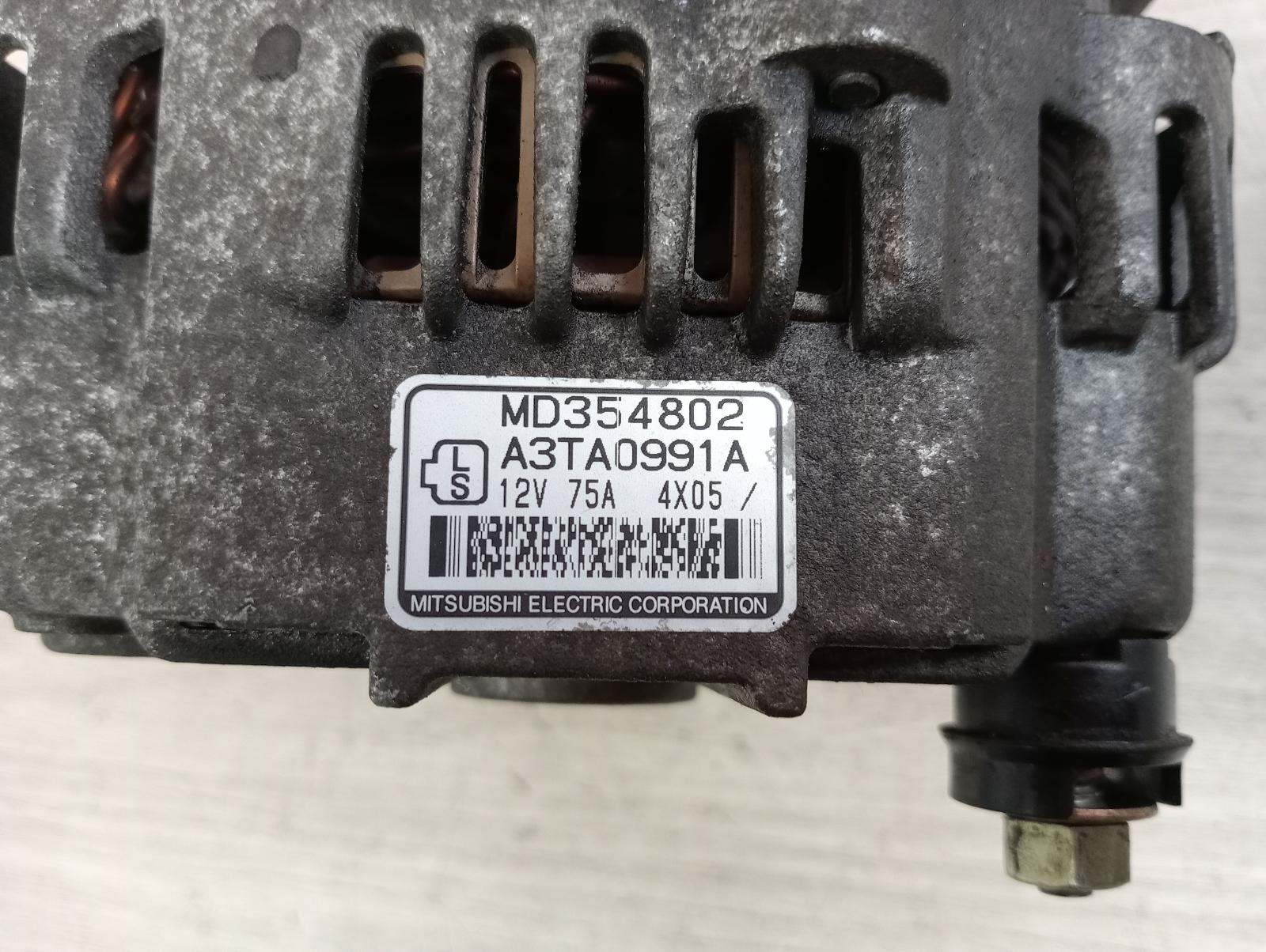 8952464