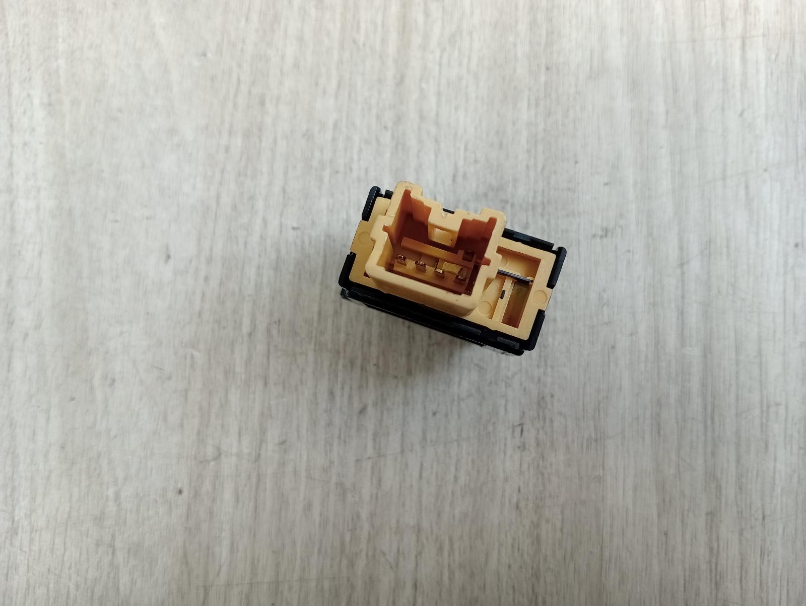 8768054