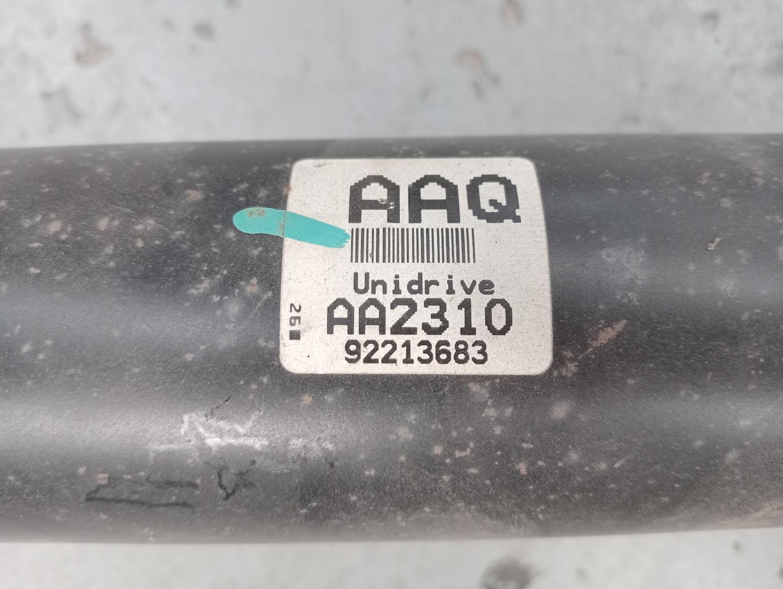 8978033