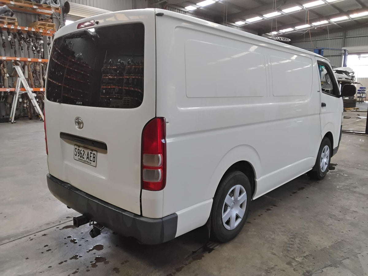 9049651