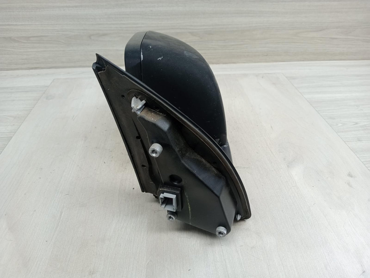 9015649