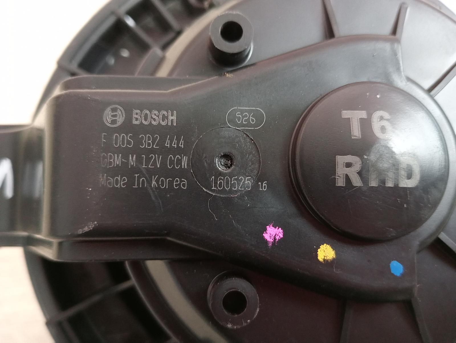 8975938