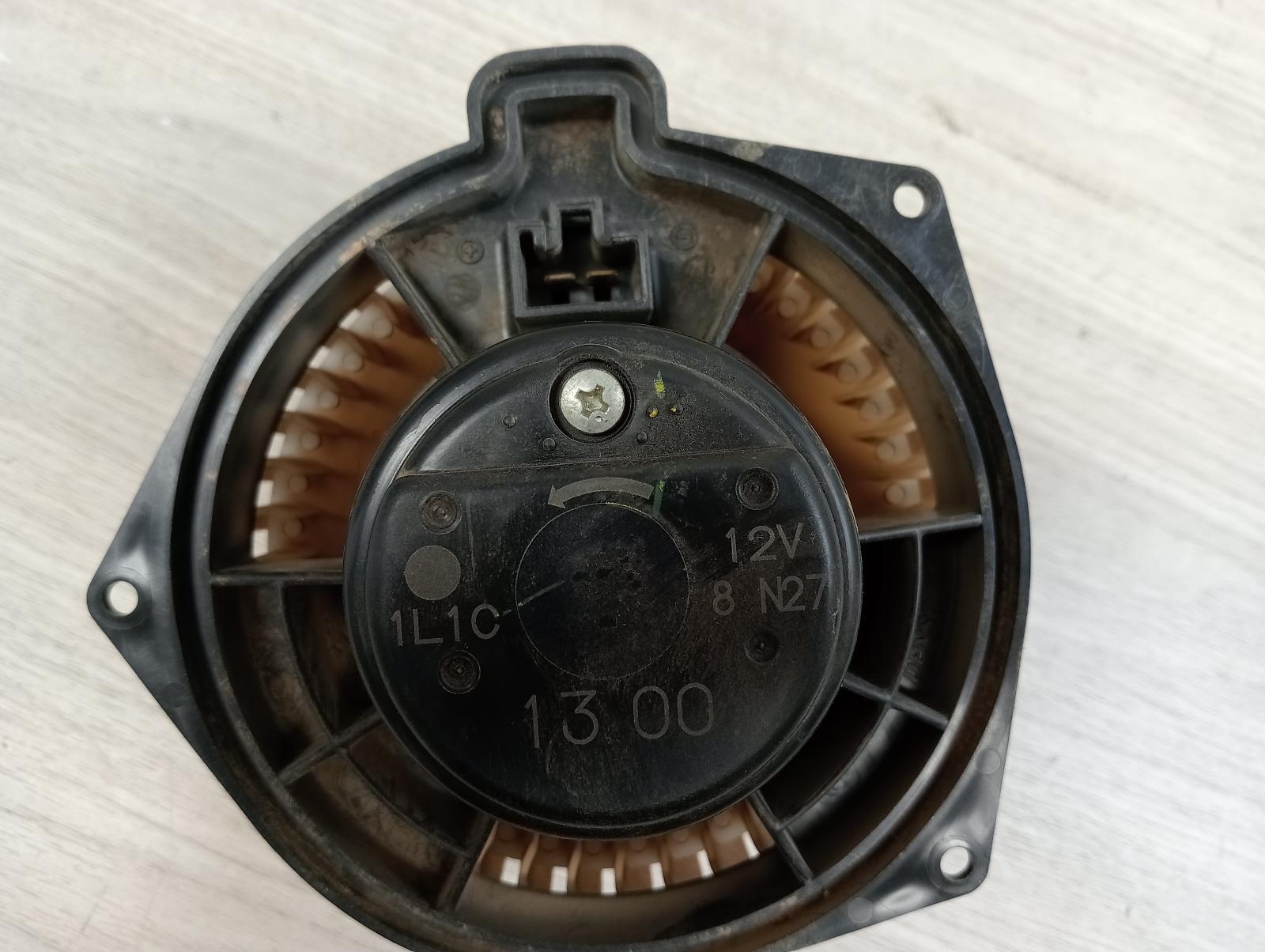8951526