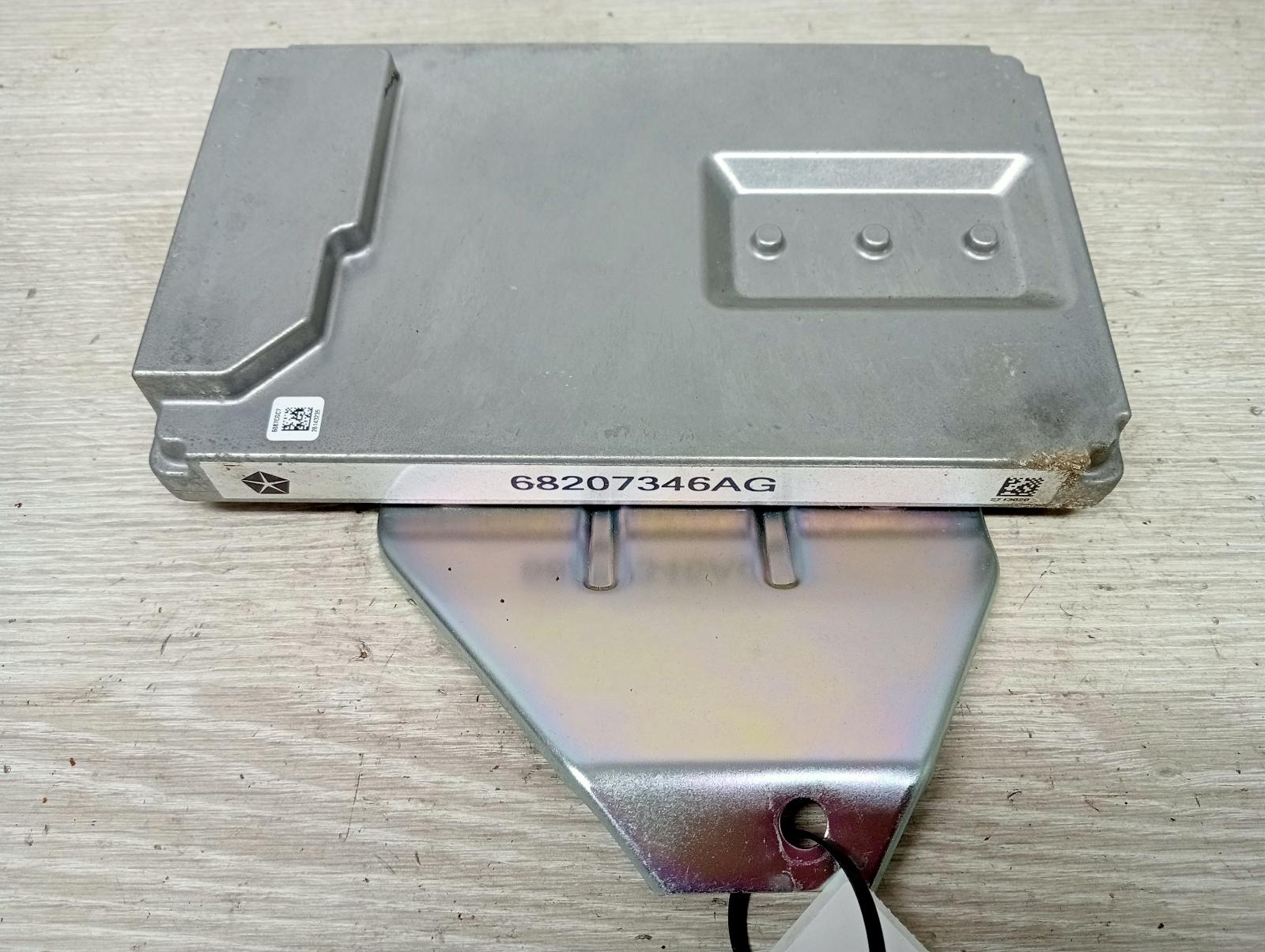 8972551