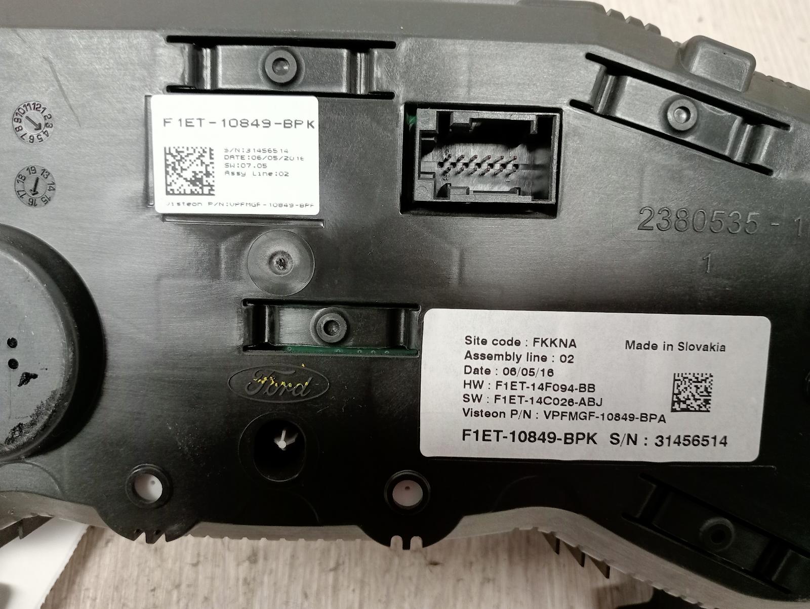8973464