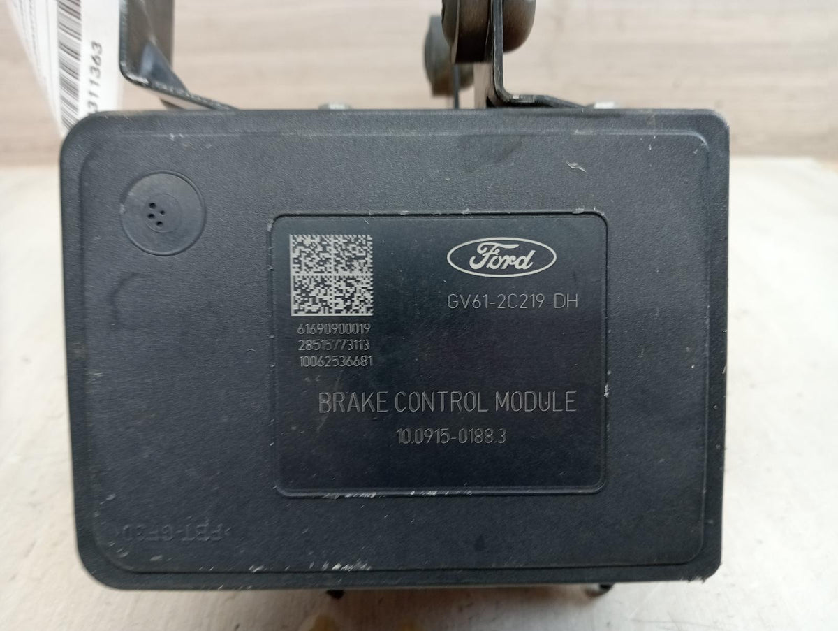8992968