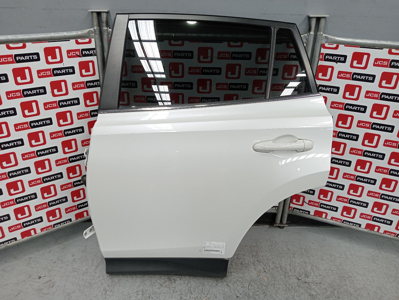 8972473