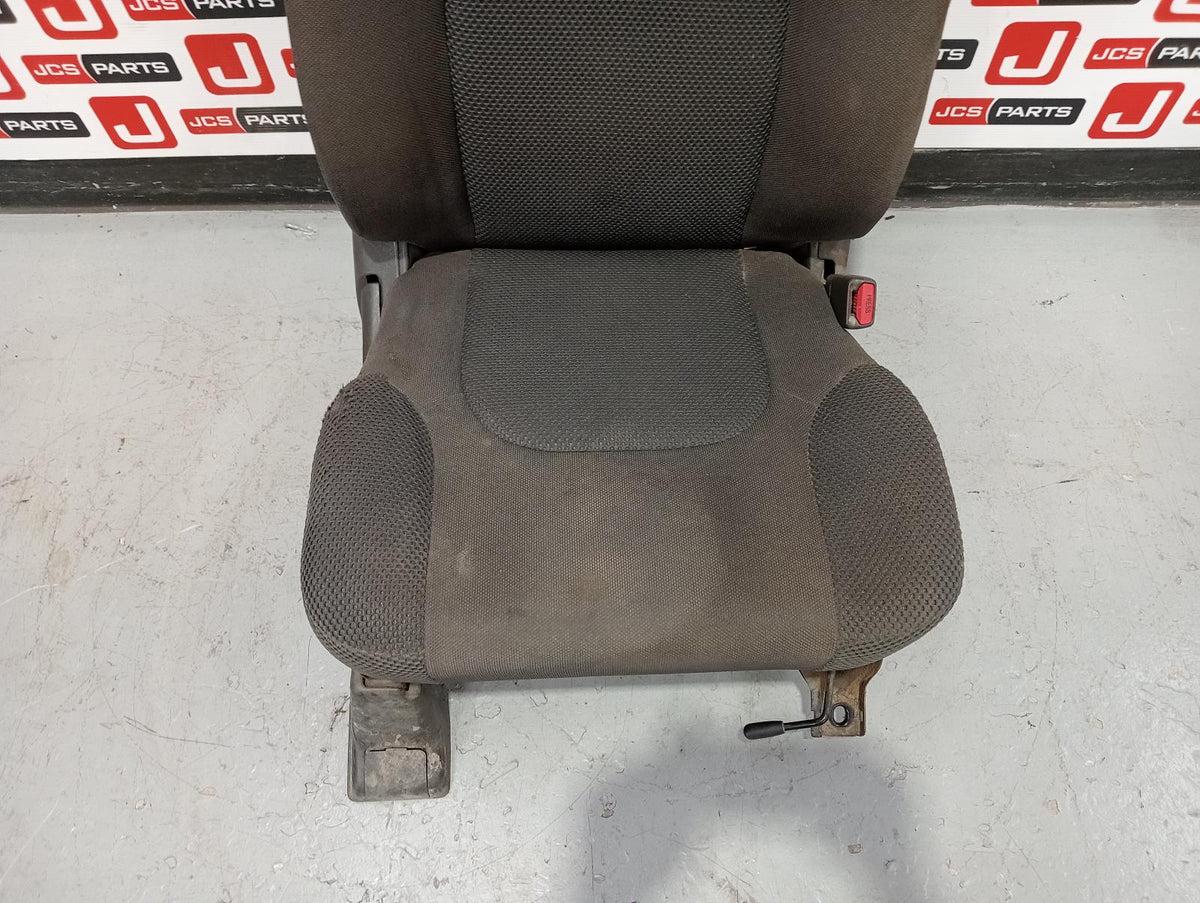 8775319