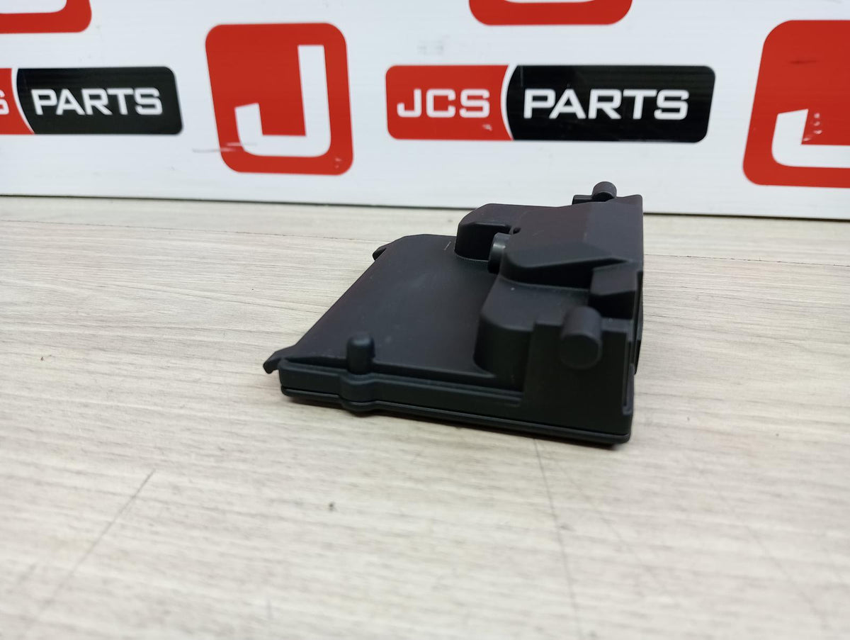 8993762
