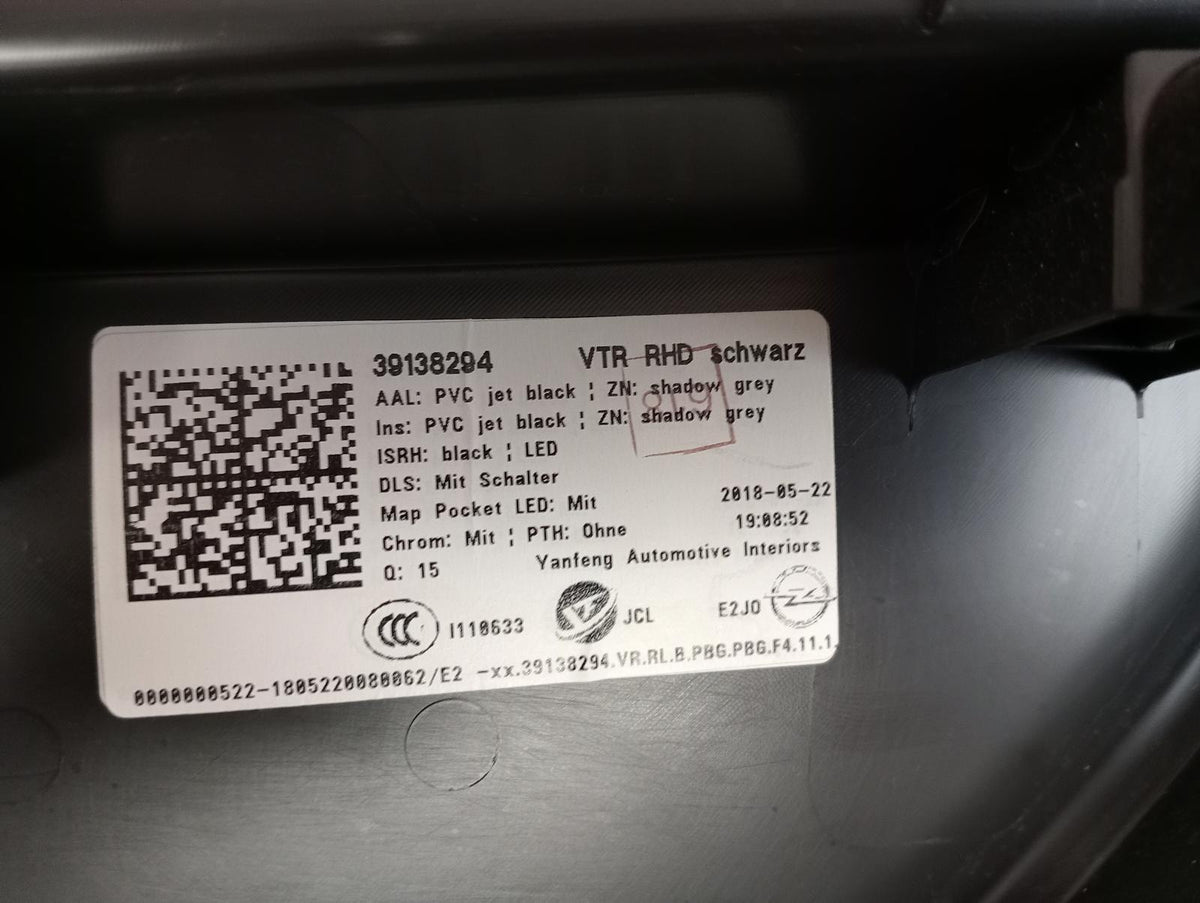 9044572