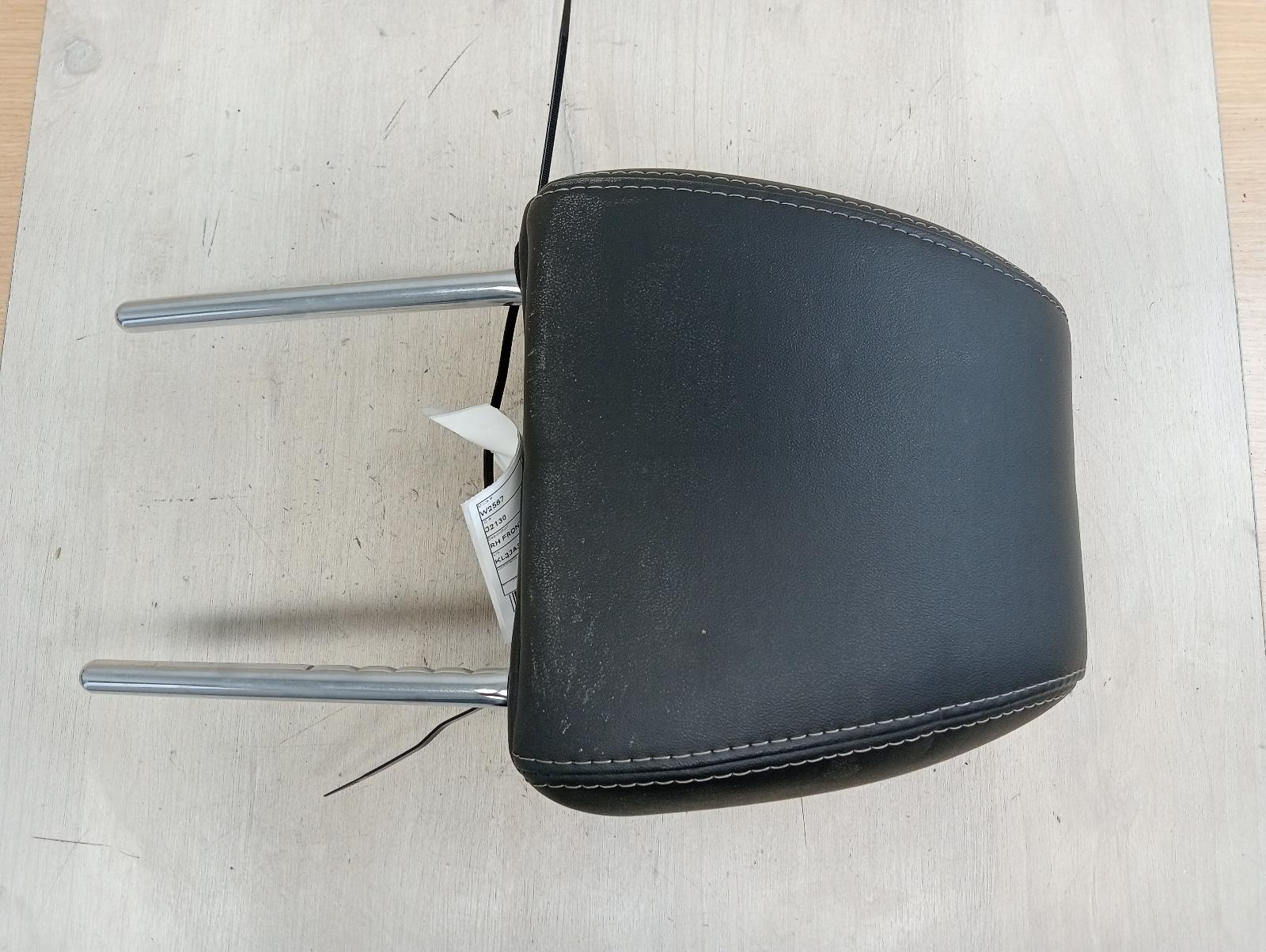 8830944