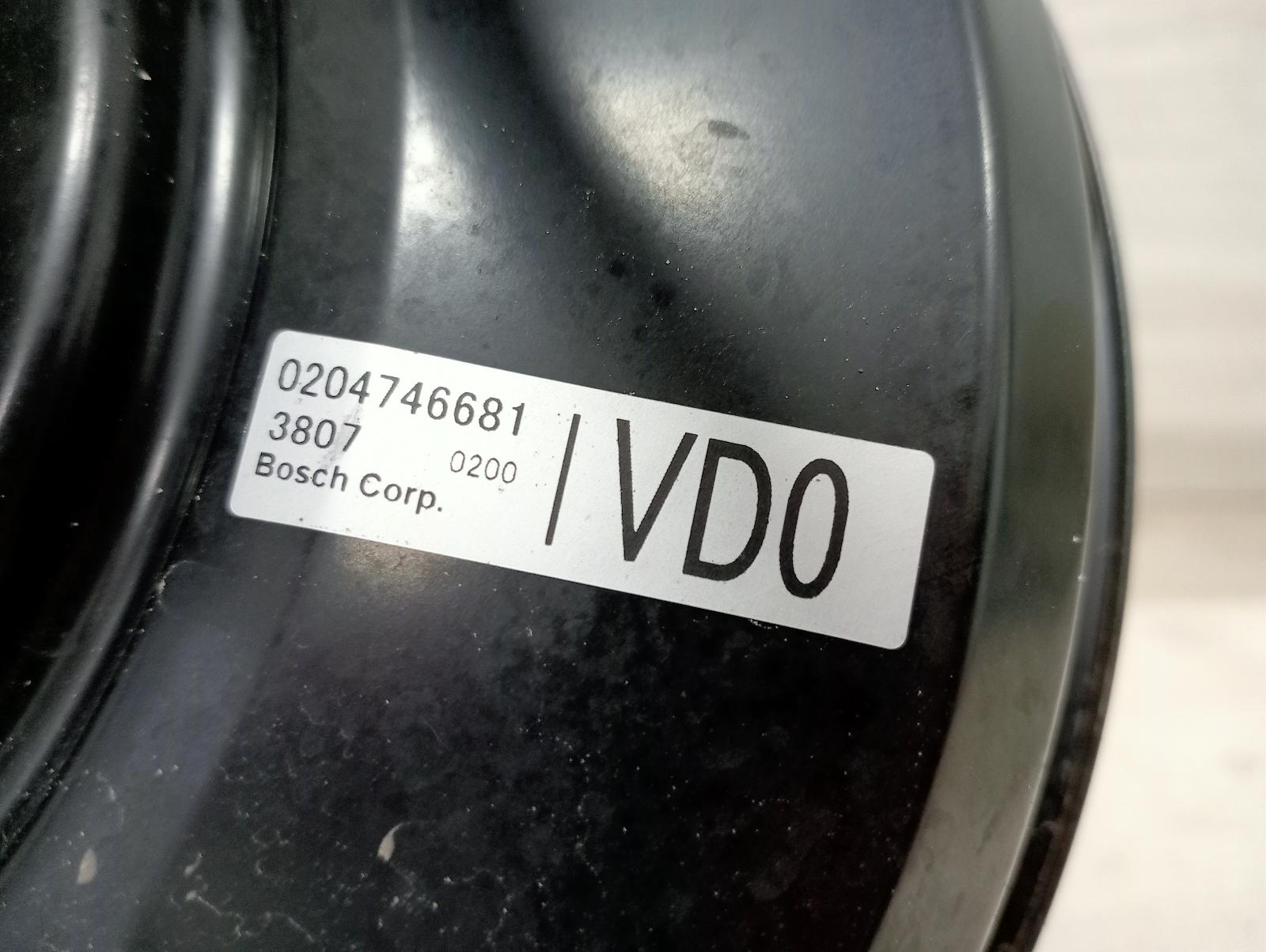 8950683