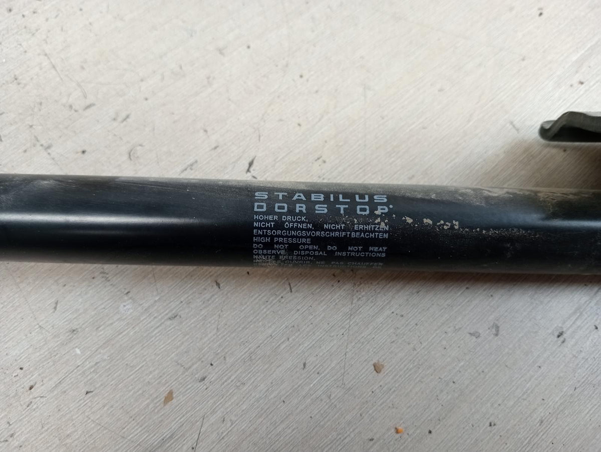 9005073