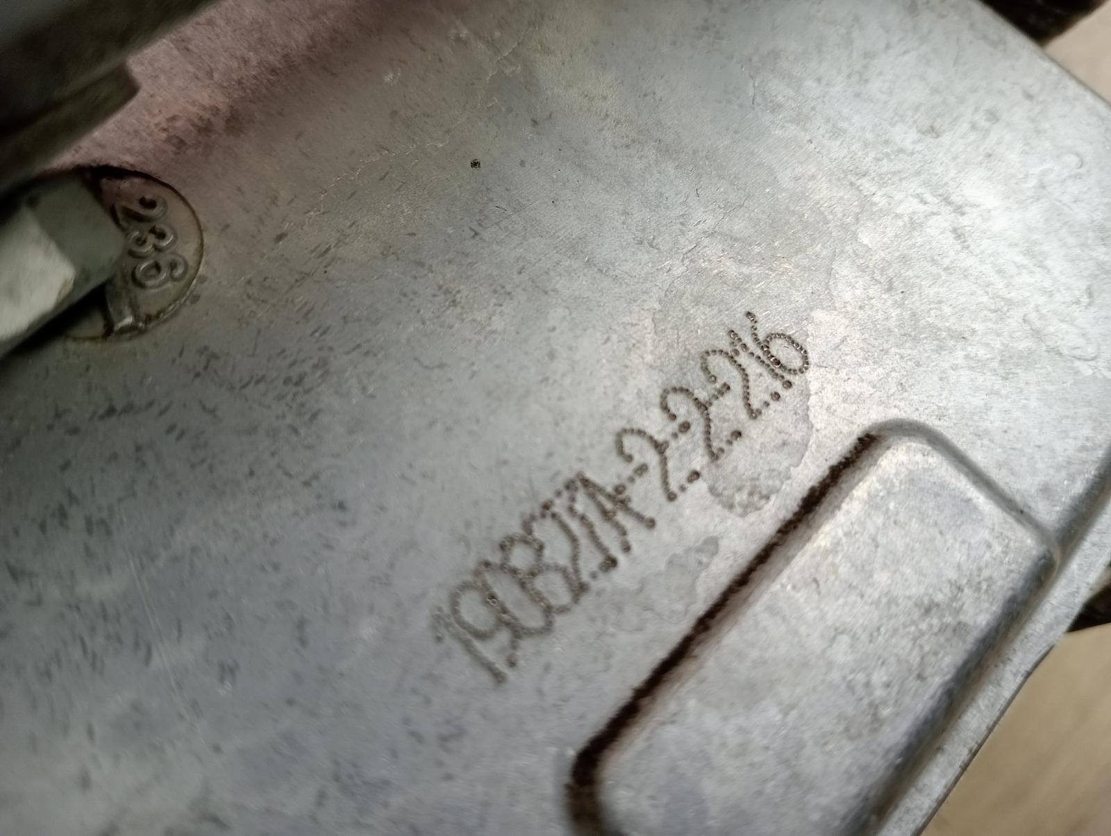 8952406