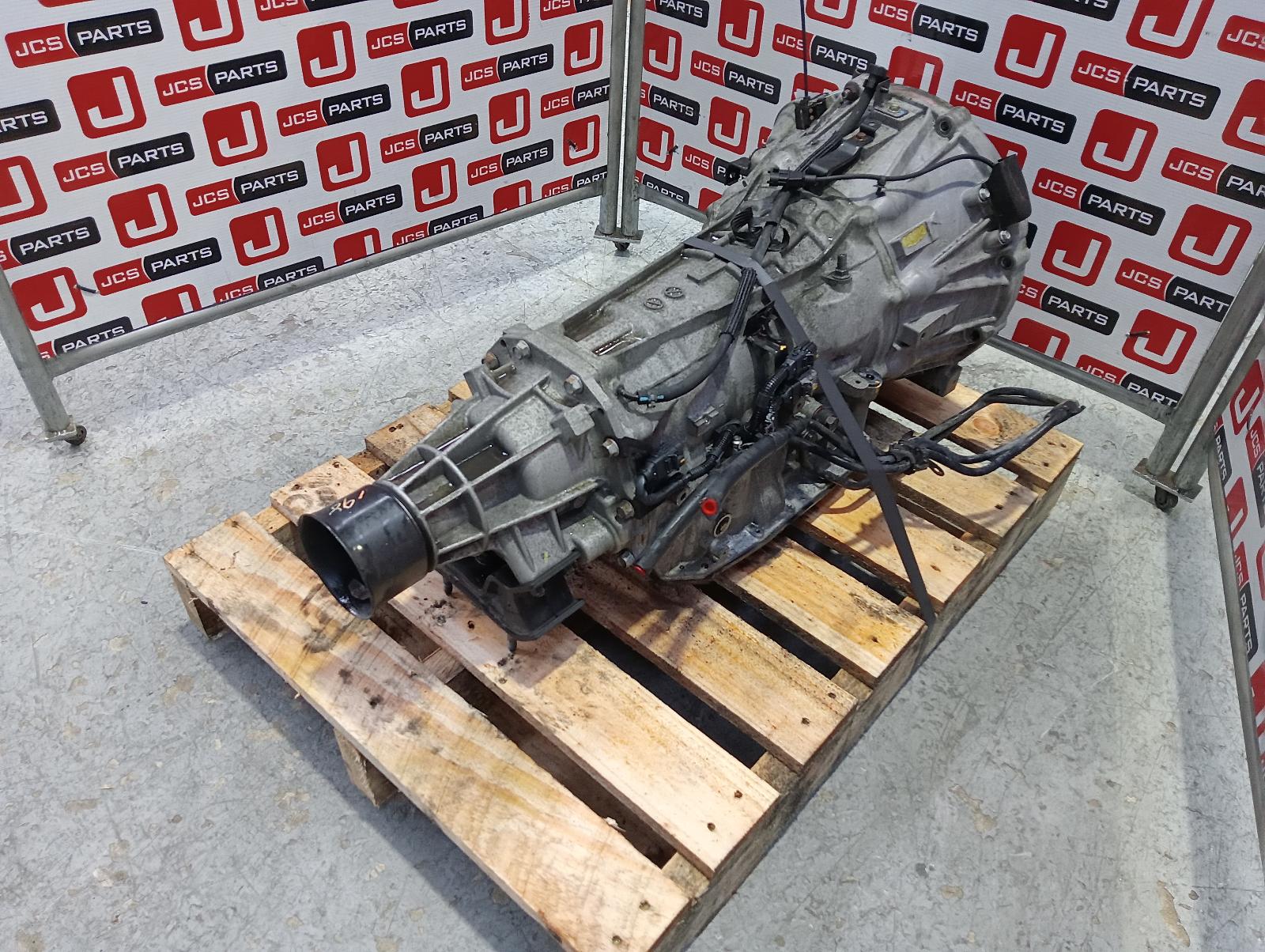 8975041