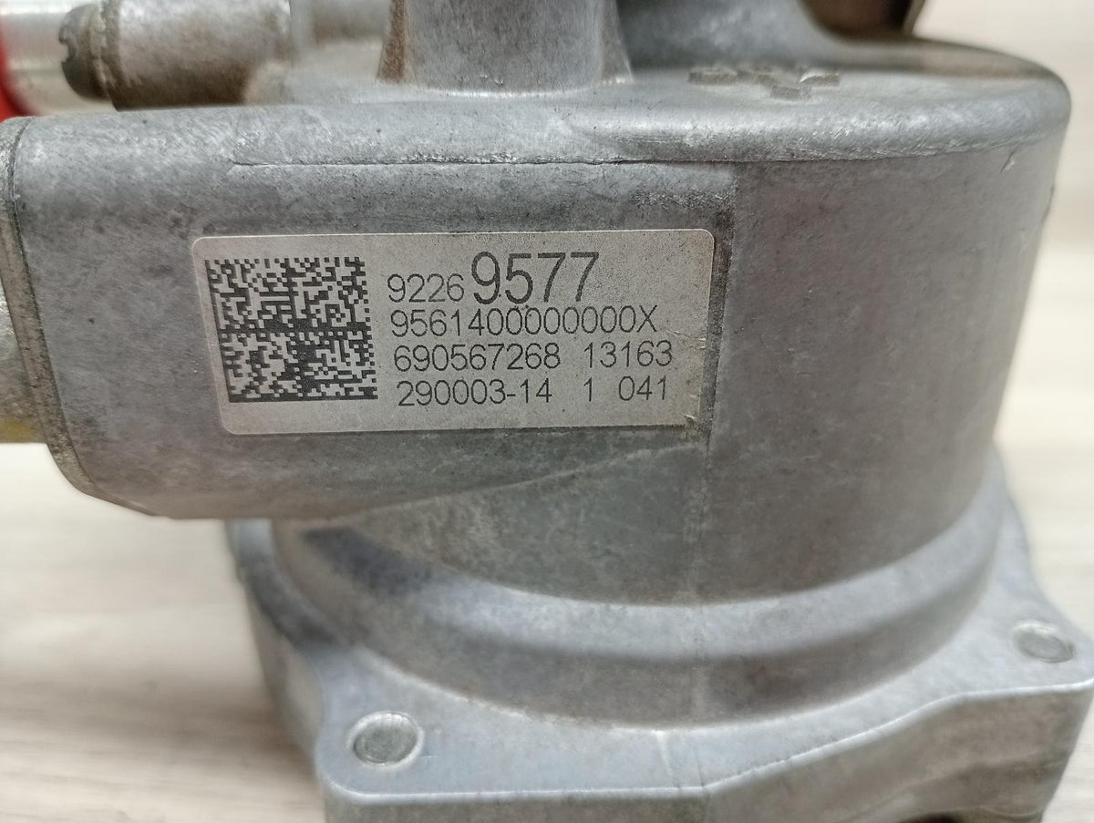9005792