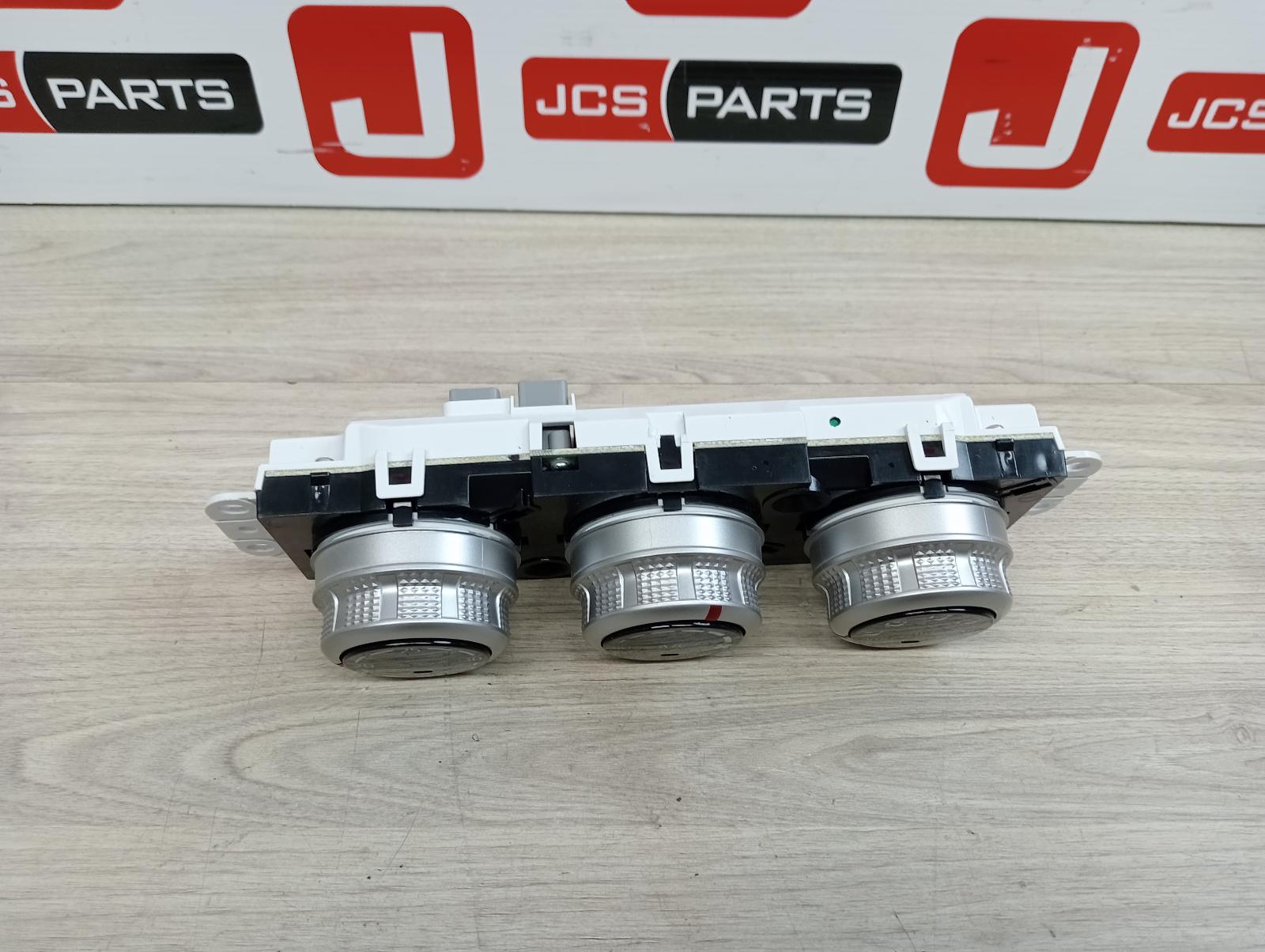 8946258