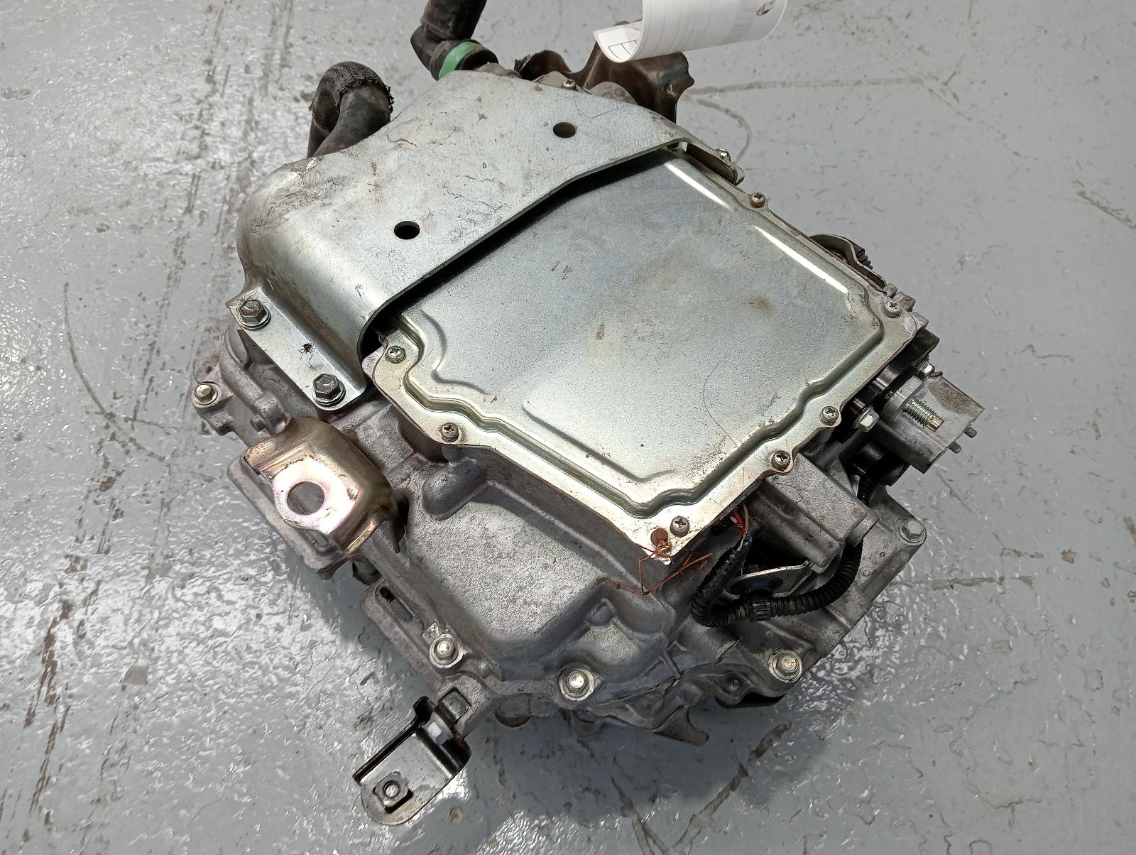 8950083