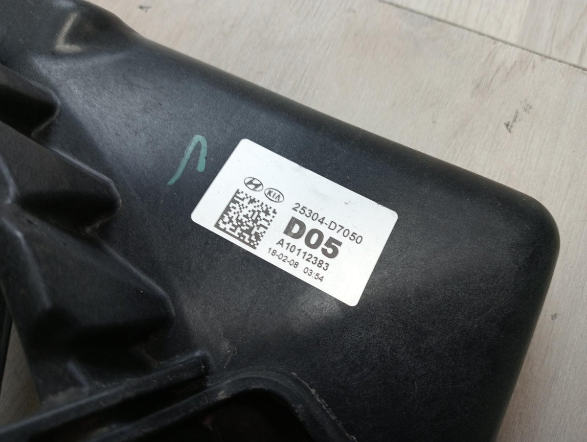 9013817