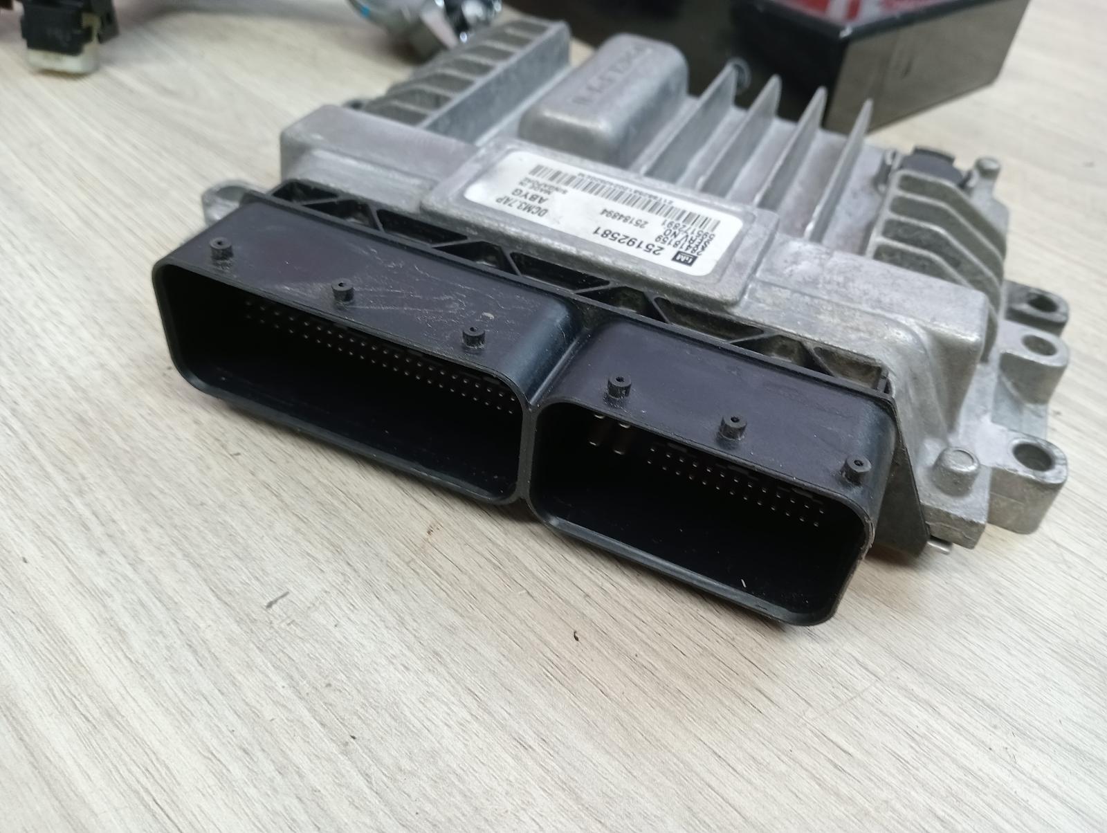 8937132
