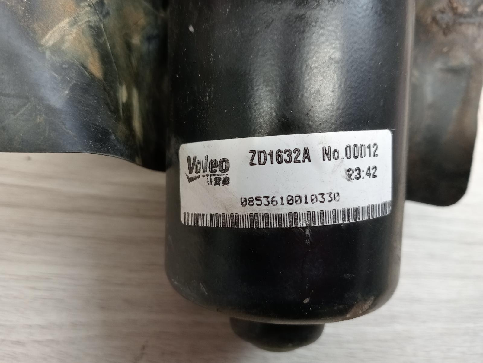 8940539