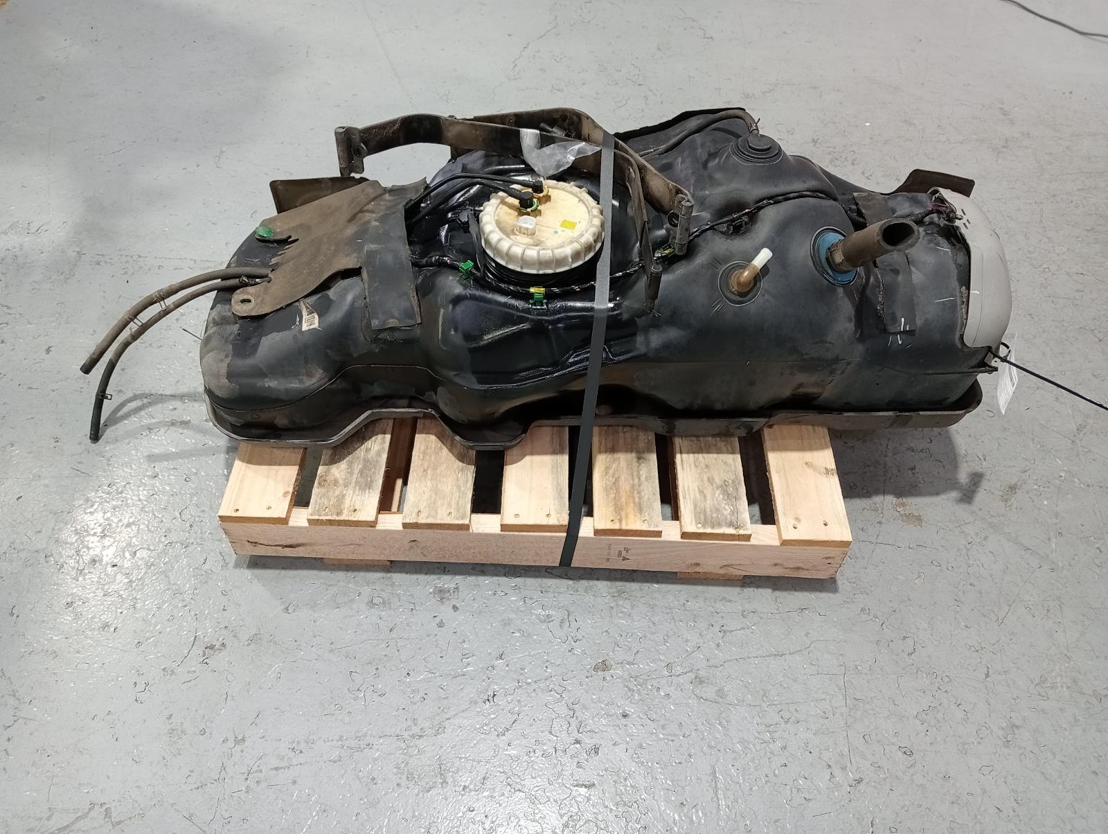 8851087