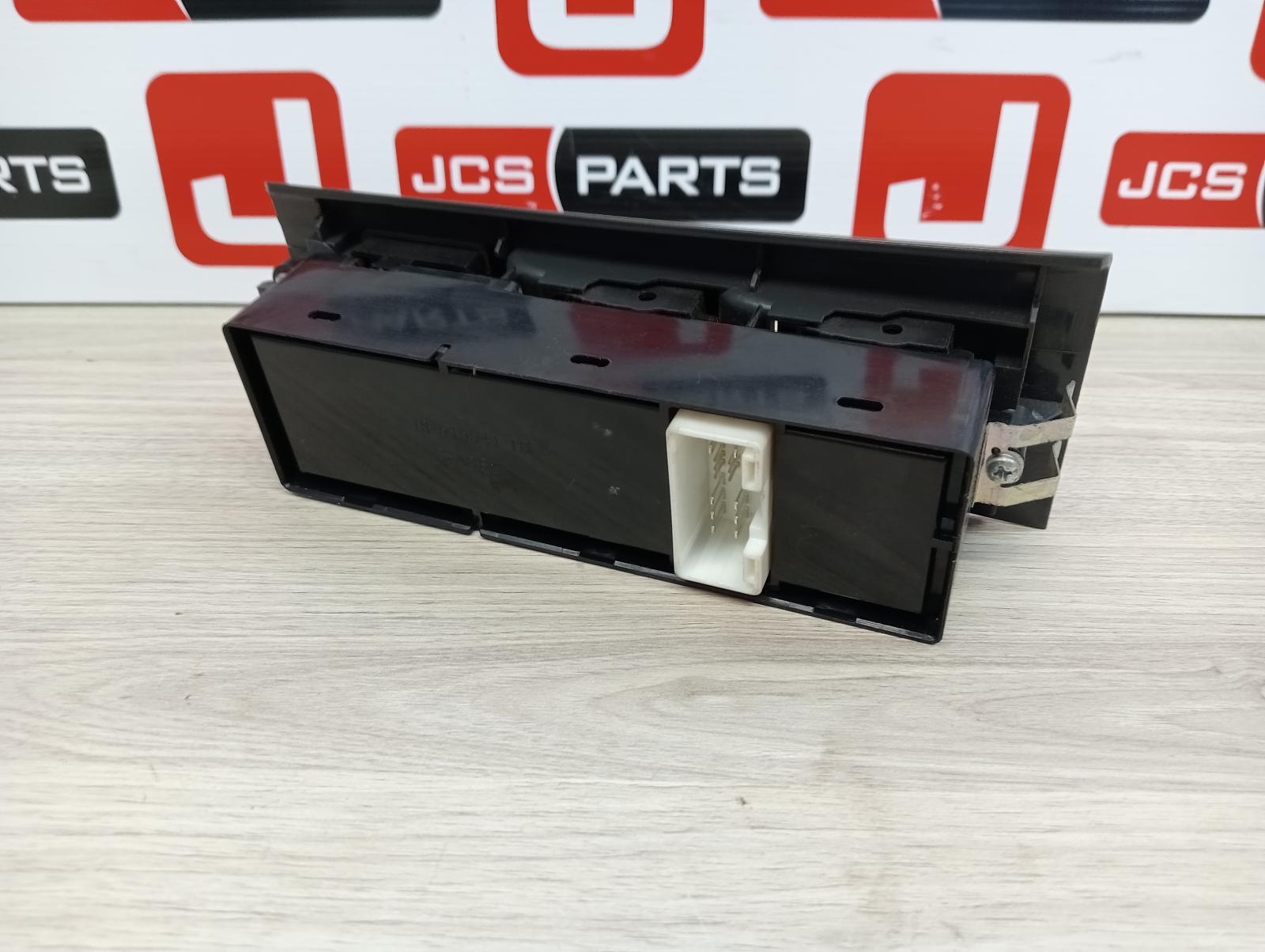 8950135