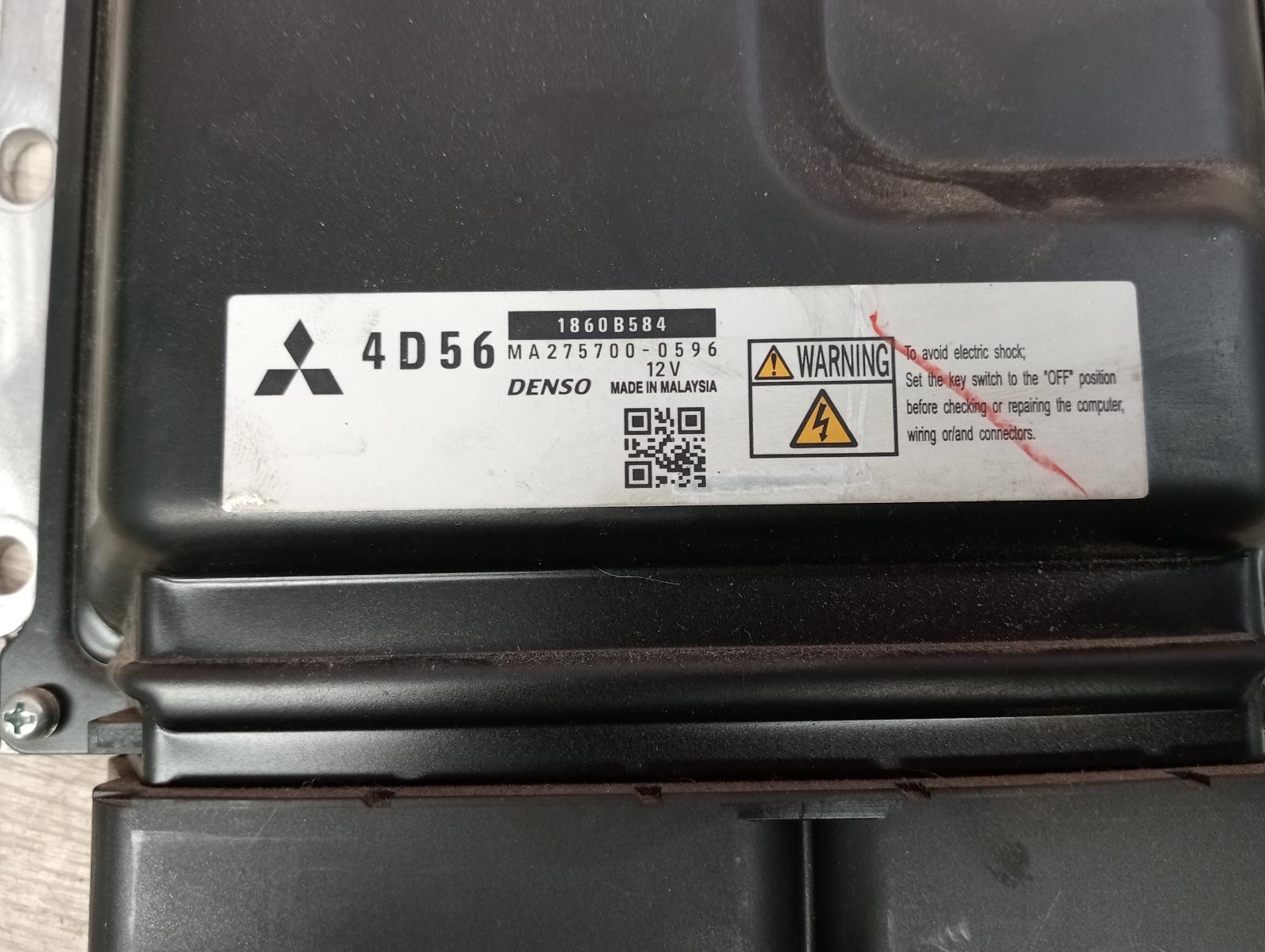 8937128