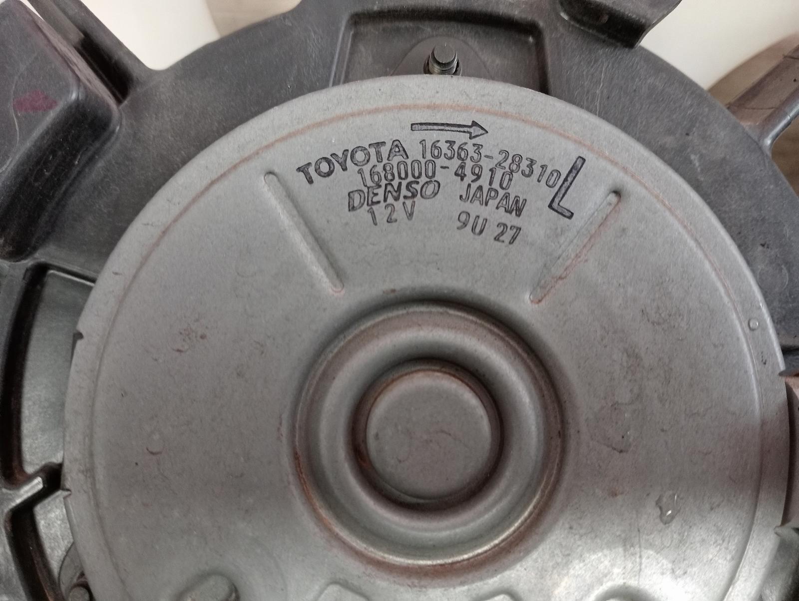 8951121