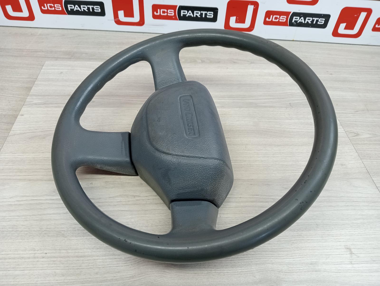 8976647