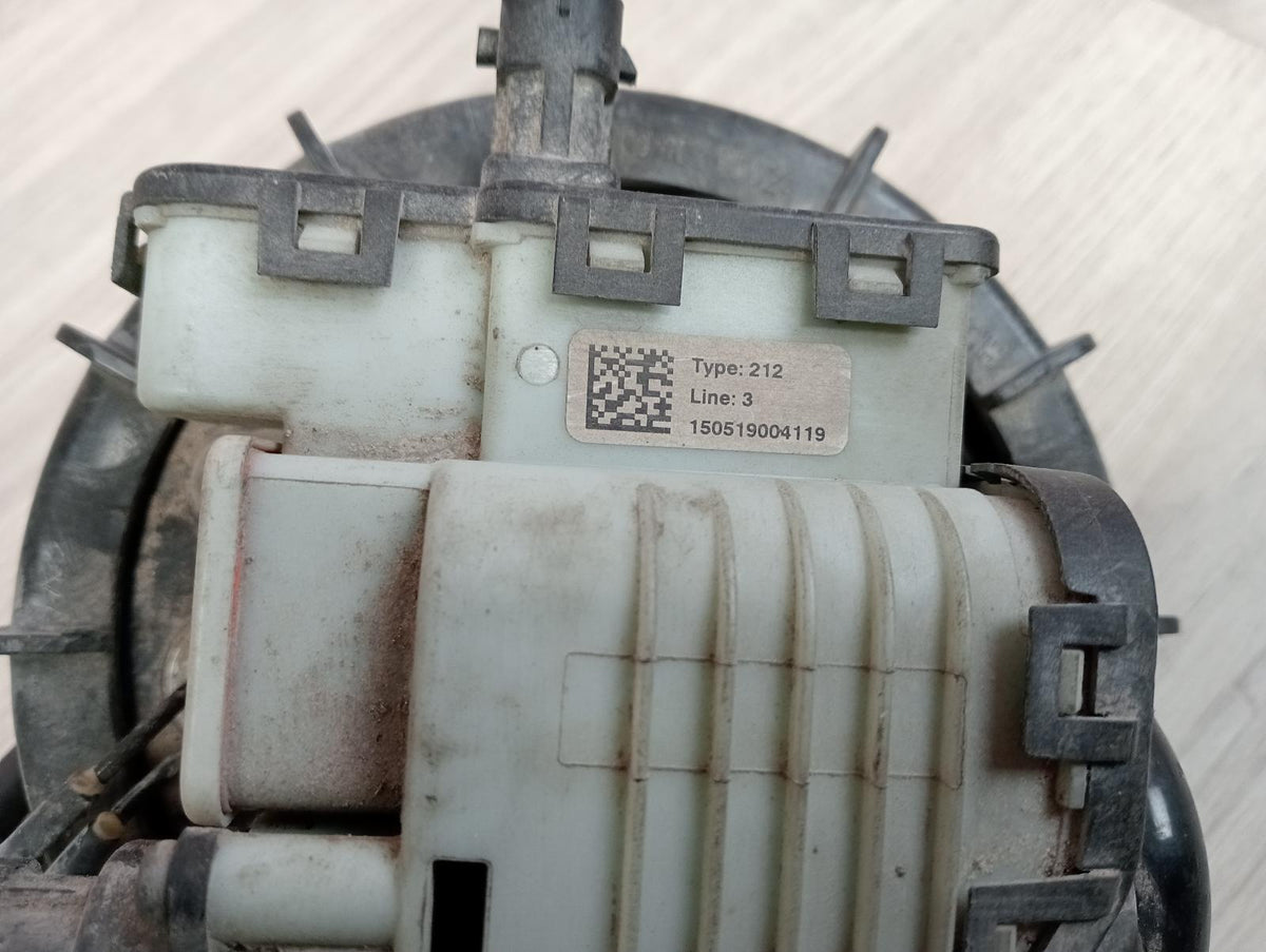8993524