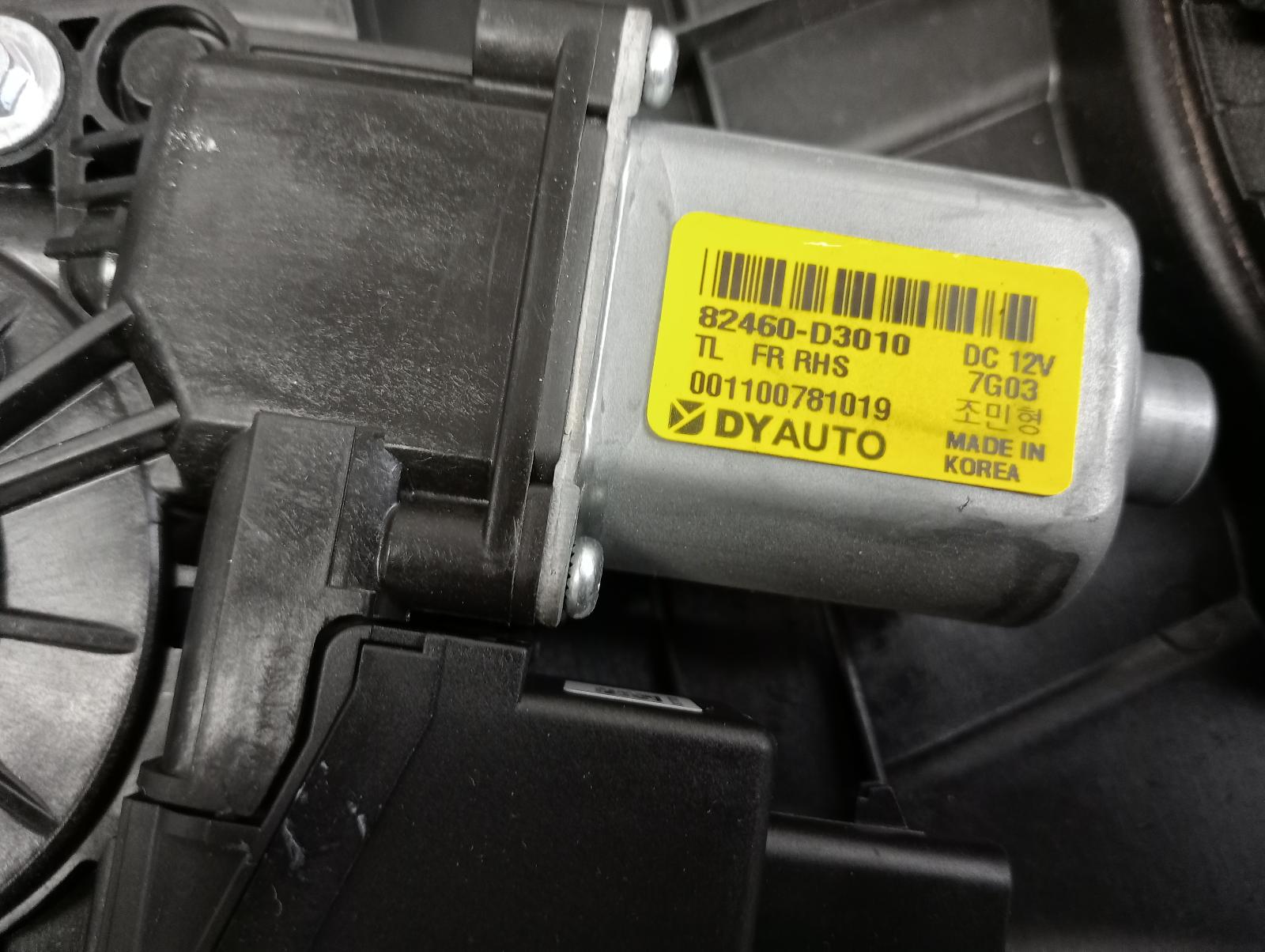 8814442