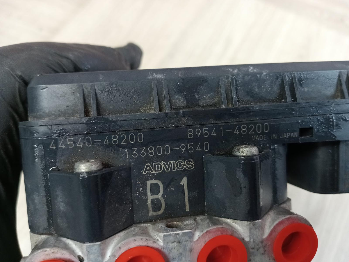 9049584