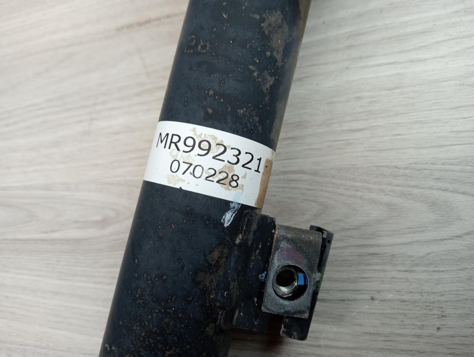 8951192