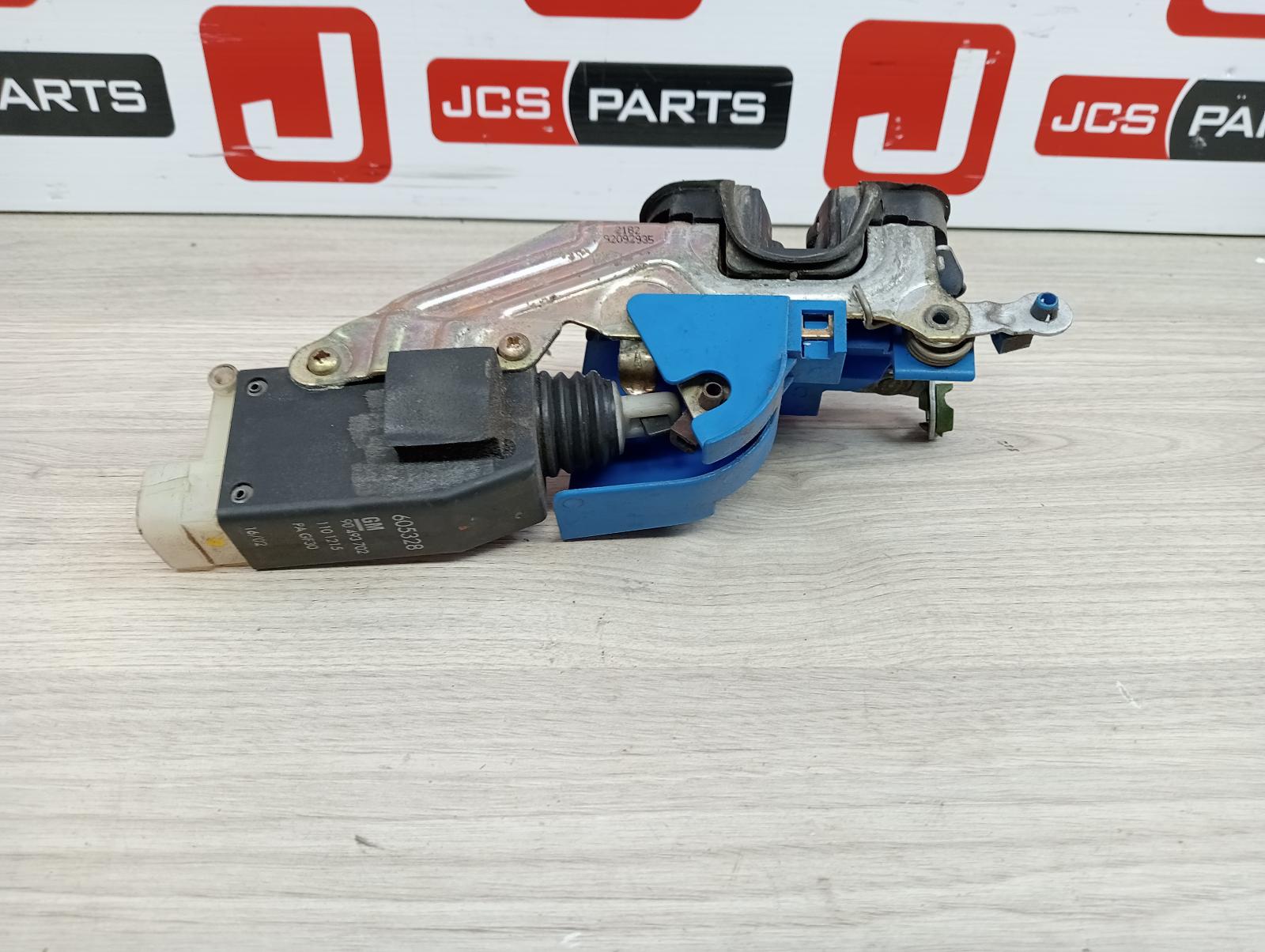 8972324