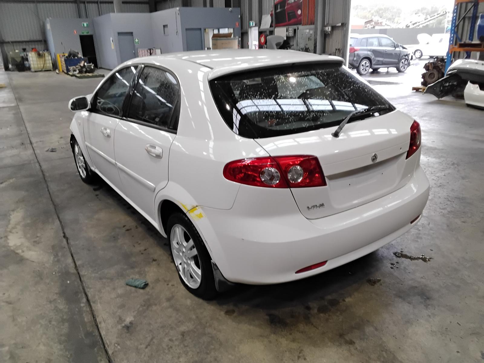 8972550
