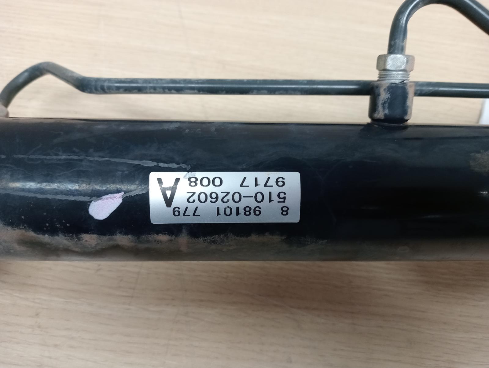 8831648