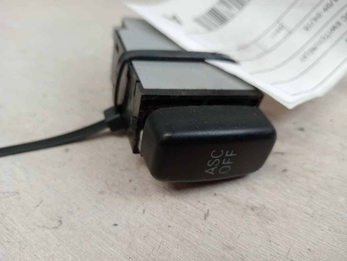 8994915