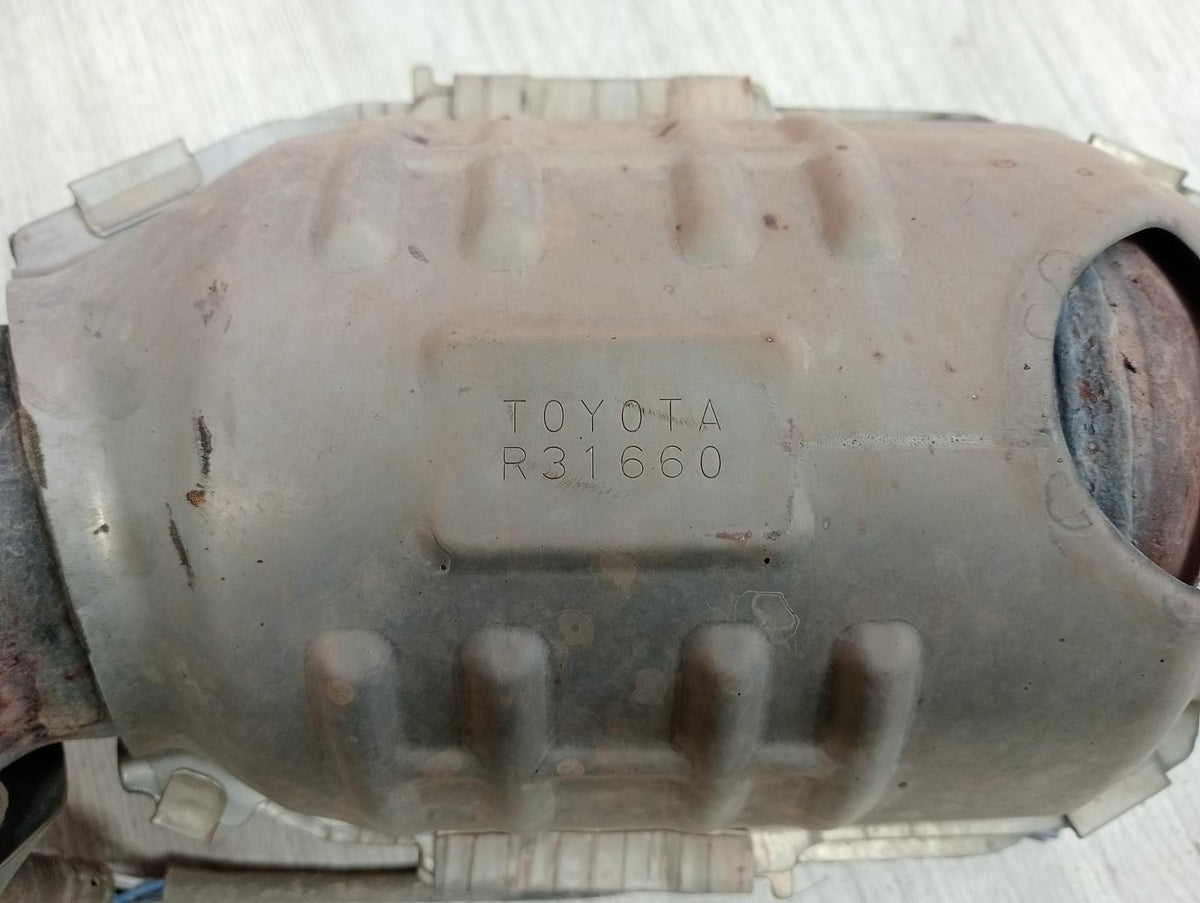 9050702