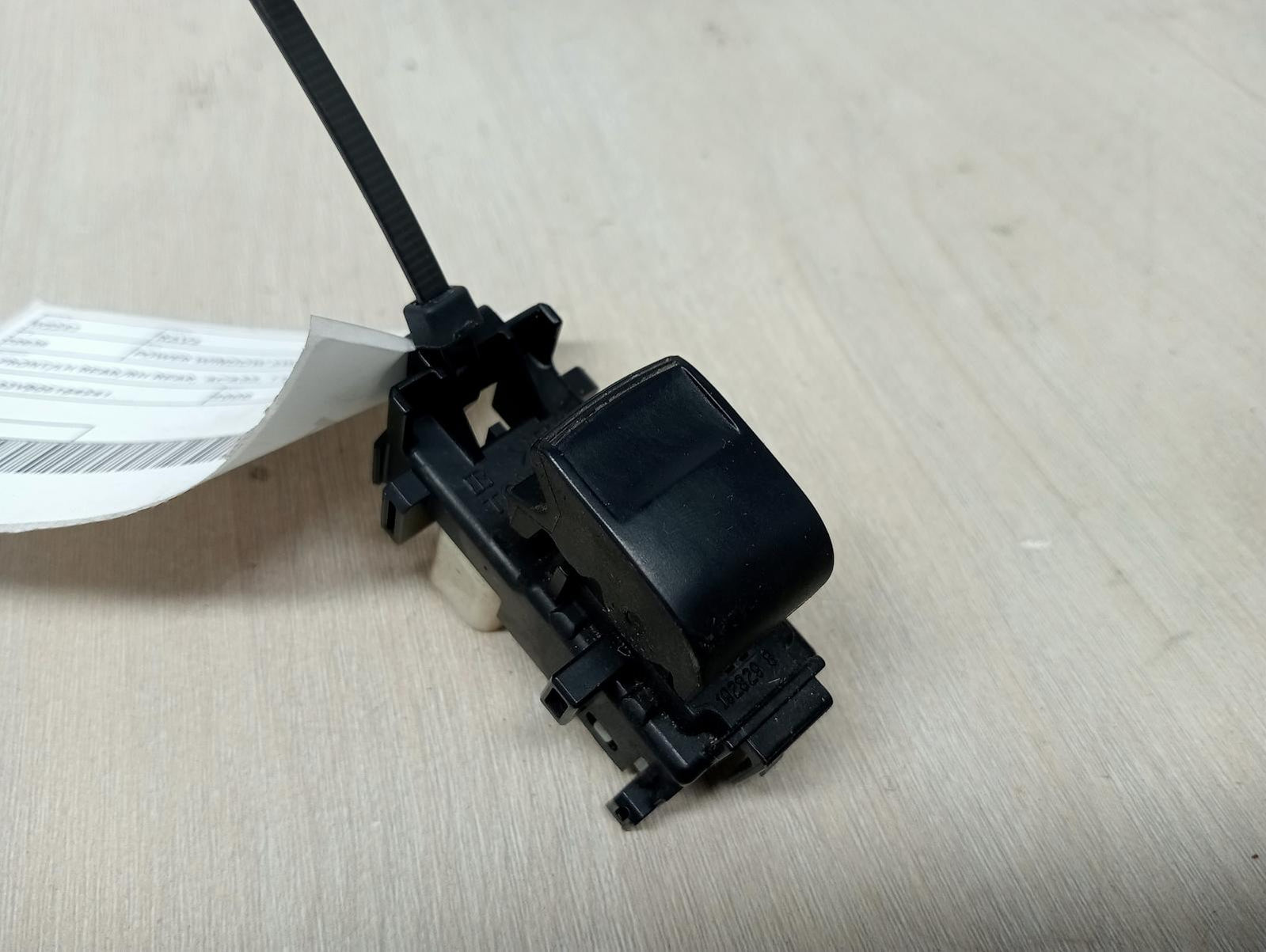 TOYOTA RAV4 POWER WINDOW SWITCH LH FRONT/LH REAR/RH REAR, ACA33, 11/05-10/08 200