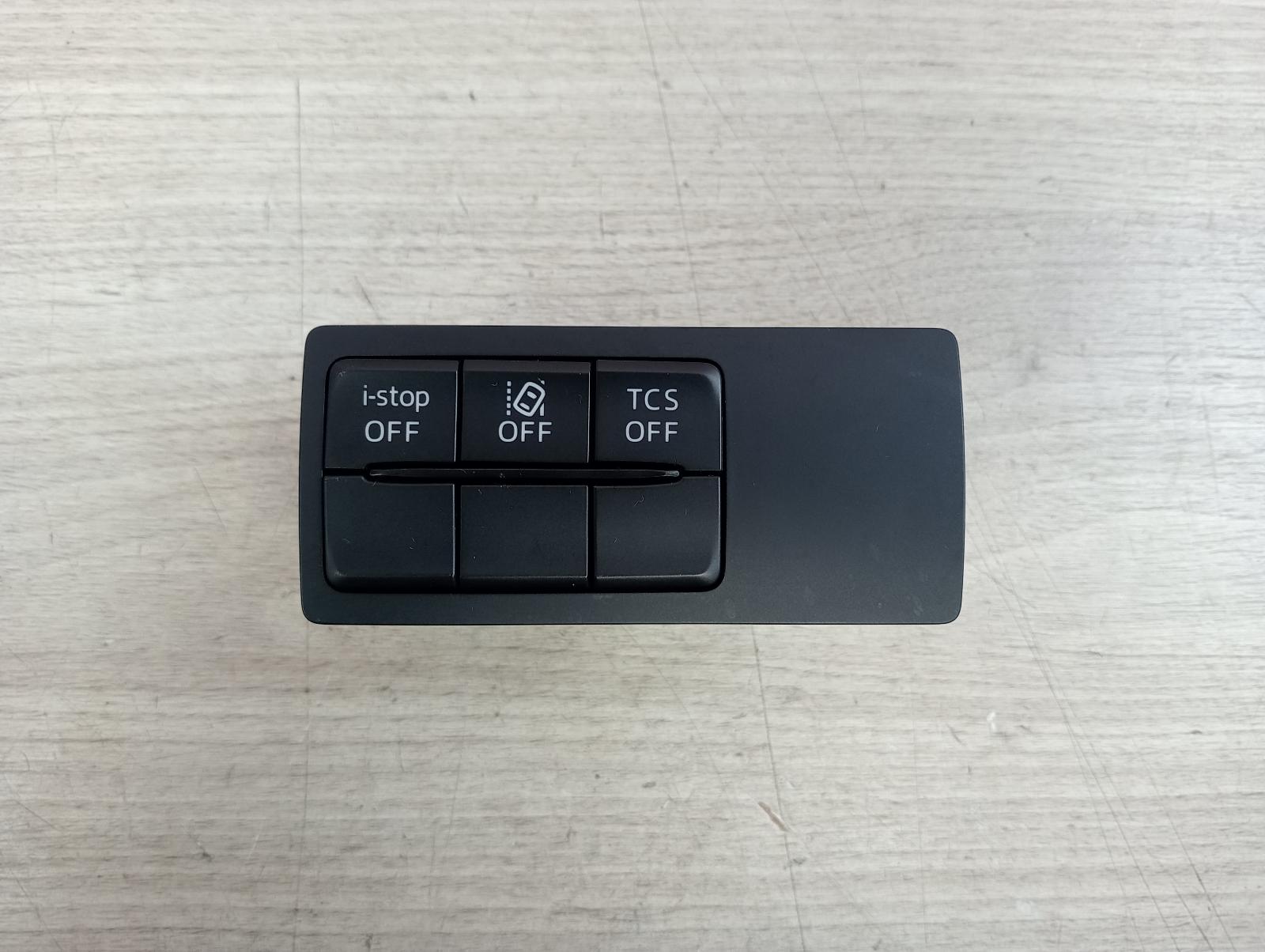 8950930
